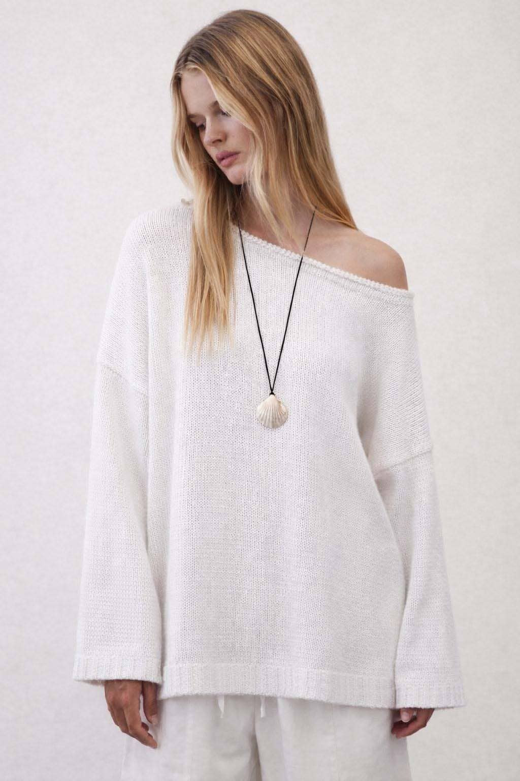 OFF SHOULDER TUNIC SWEATER | Teggy French