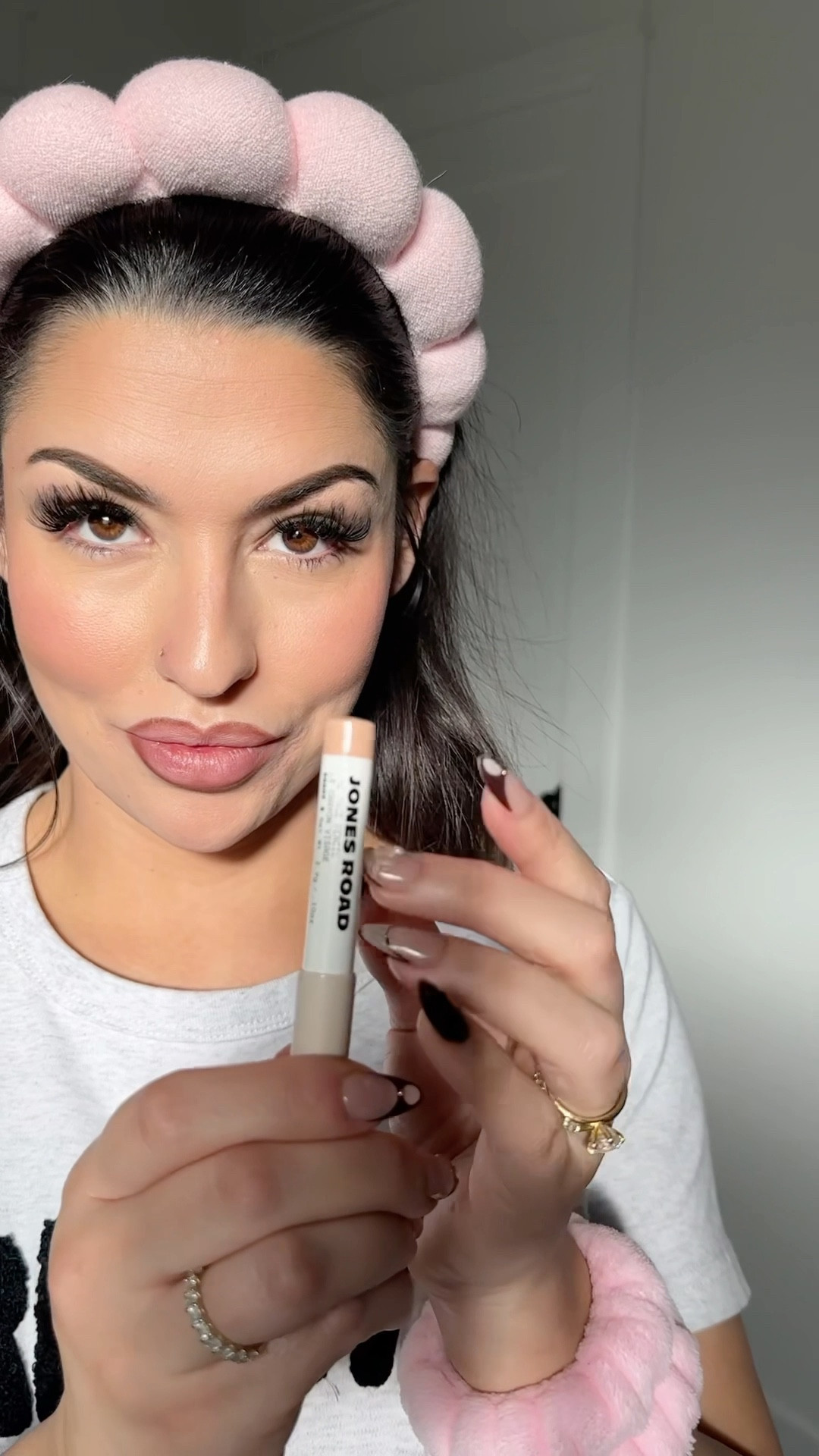 I’ve been leaning into products that actually work with my skin, not dry it up. These favorites leave me glowy, hydrated, and still looking like me but just a little more alive ✨ product descriptions below 

#LTKselfcare #LTKBeauty #LTKmorningroutine