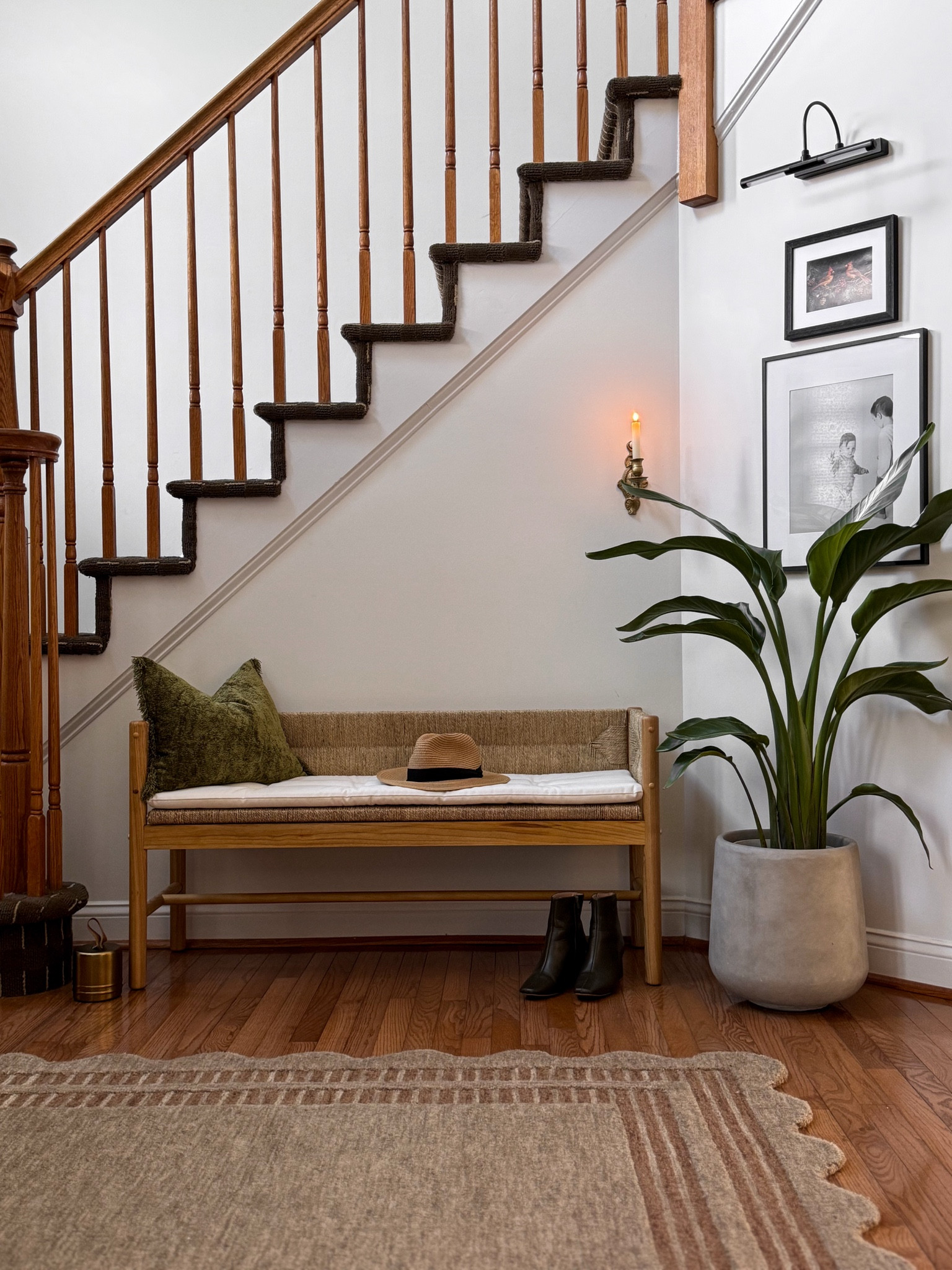 Entryway decor, entryway bench, entryway rug, scalloped rug, staircase decor, entryway decor

#LTKHome