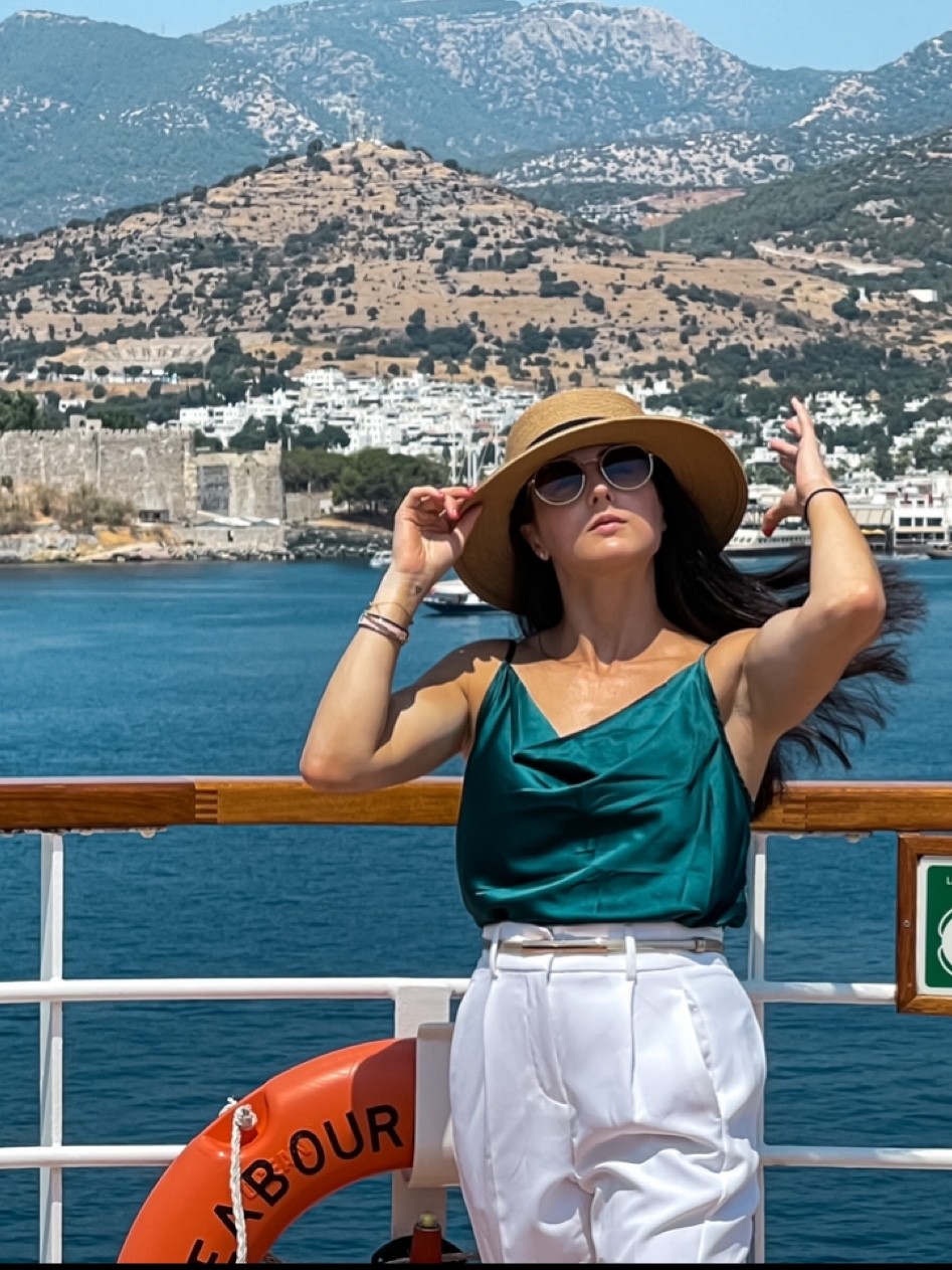 These pleated pants from express were such a staple during my trip. They are so soft and comfortable and are a great transitional piece for spring and summer. Additionally, they are really easy to dress up and down. Satin tank top and straw sun hat are from amazon! 

spring outfit , work wear , vacation outfit , resort wear , teacher outfits , workwear , work outfit , white pants , amazon , amazon work outfit , amazon finds , amazon womens fashion , amazon must haves , satin tank top , straw hat , resort wear , vacation outfit , white pants , work pants 

#LTKFind #LTKunder100 #LTKunder50 #LTKtravel #LTKworkwear #LTKeurope #LTKSeasonal #LTKstyletip