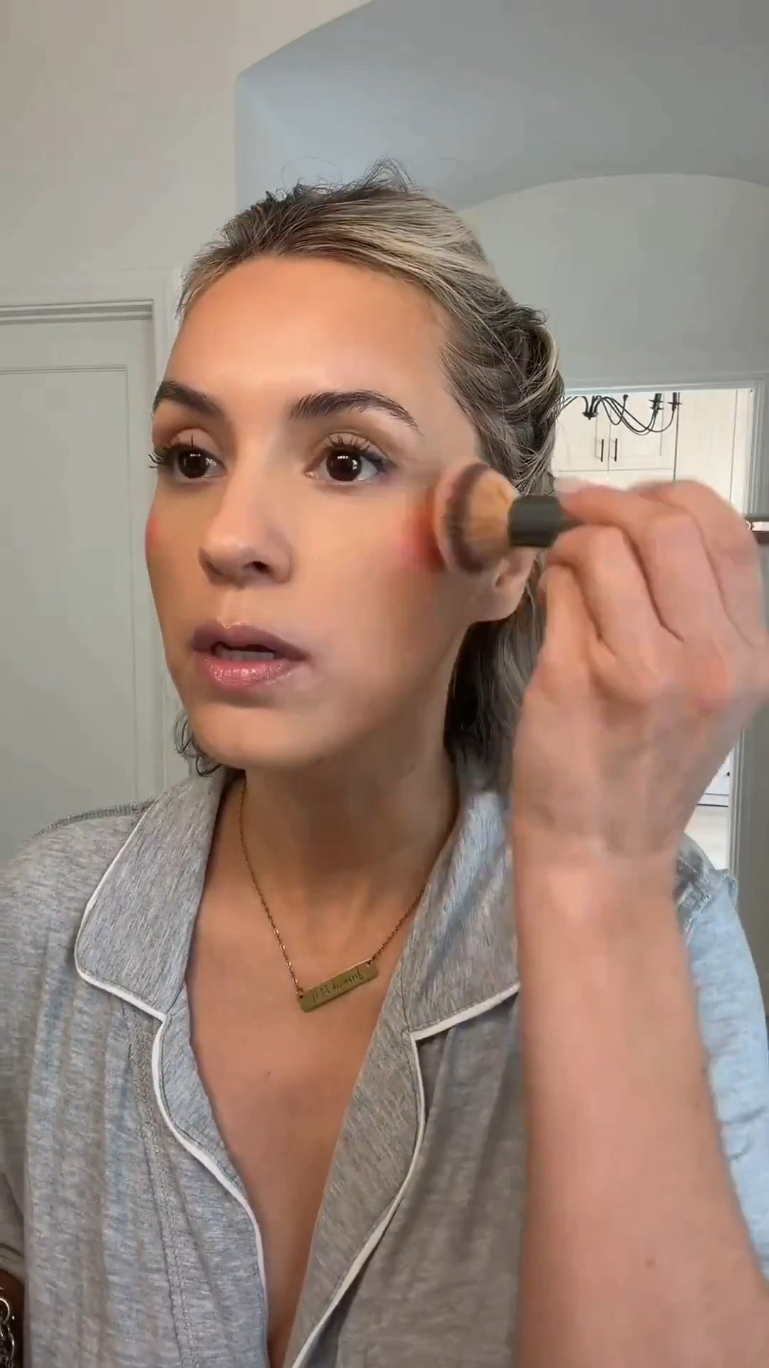 My quick 10 minute makeup routine!

#LTKgrwm #LTKselfcare #LTKBeauty