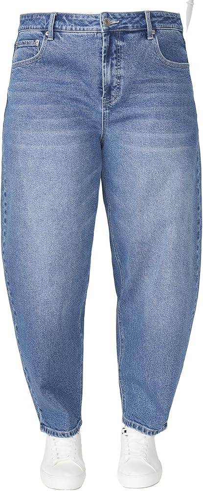 ELOQUII Women's Plus Size The Barrel Leg Jean | Amazon (US)