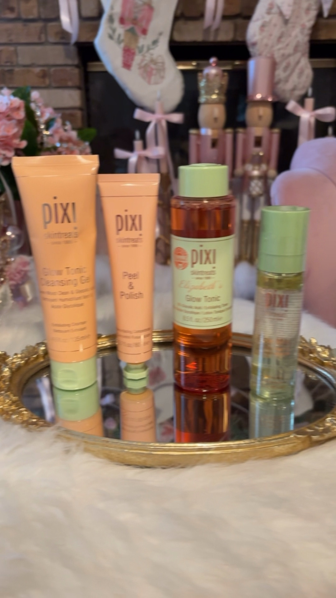 Pixi glow holiday gift sets 

#LTKBeauty #LTKCyberWeek #LTKGiftGuide