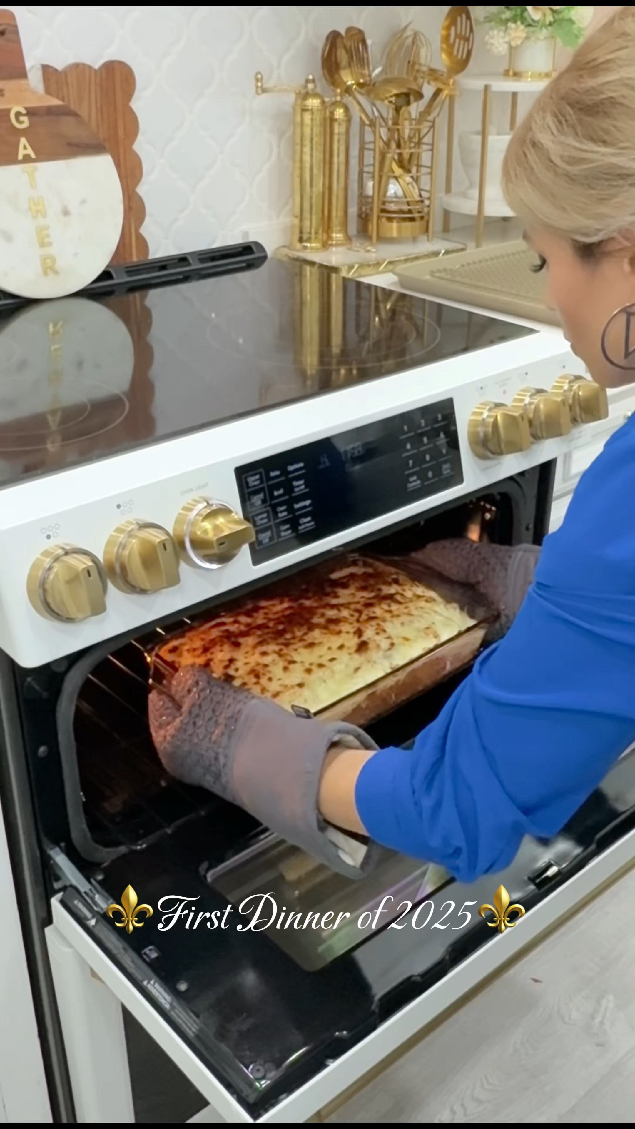 First Dinner of 2025! My family loves pasta and we were all craving it 🍝 #asmr #asmrsounds #cooking #dinner #2025 #pastalover #foryou #fyp

#LTKHome #LTKFindsUnder100 #LTKWatchNow