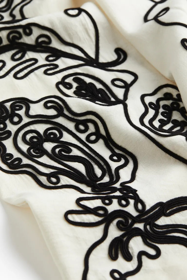 Embroidered pull-on trousers | H&M (US + CA)