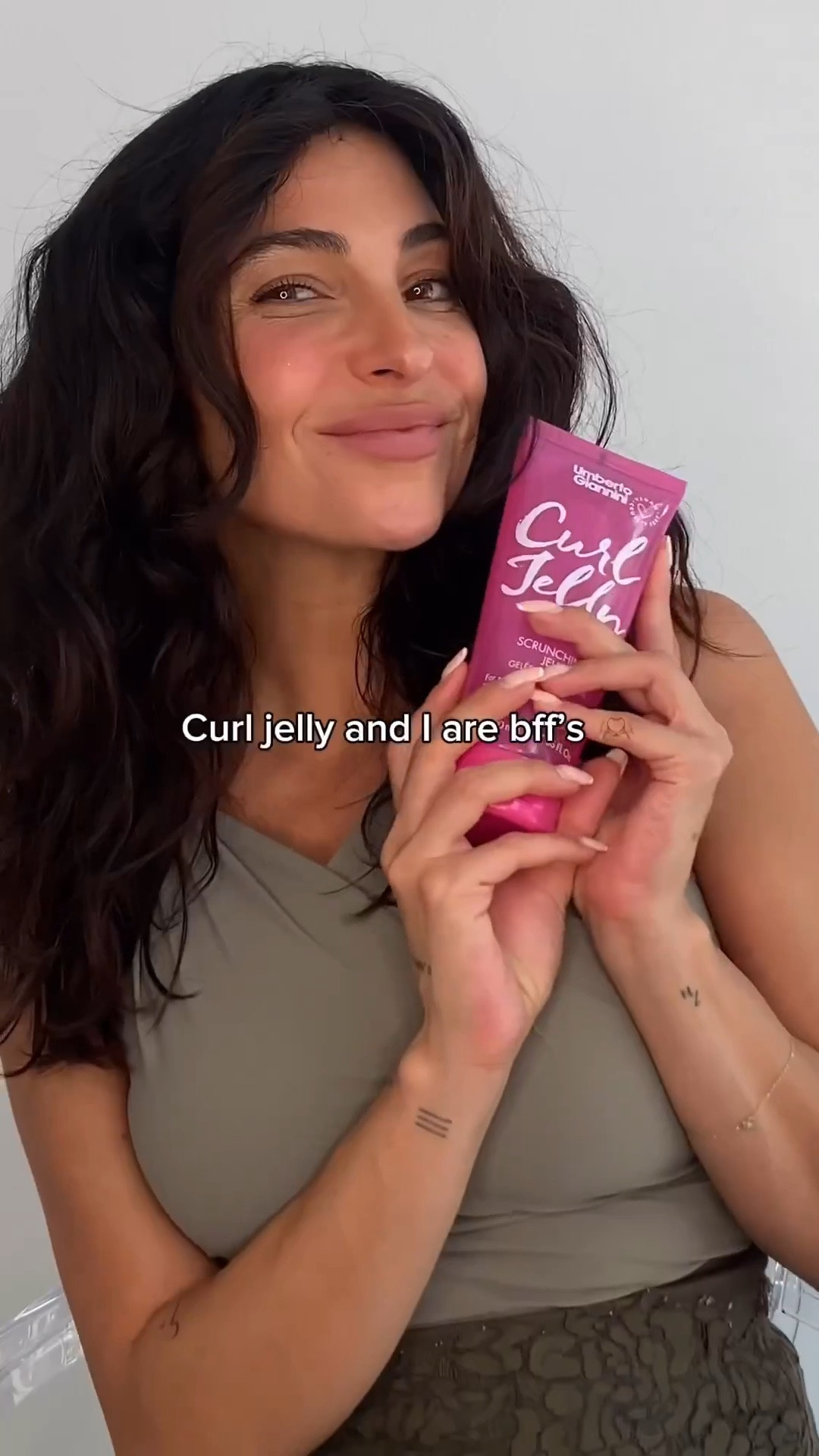 Guys, sharing my ultimate holy grail when it comes to styling my natural waves & curls. The Umberto Giannini Curl Jelly Scrunching Jelly. I use this to style my hair when damp and it leaves me with soft, defined & frizz-free curls every single time.

This product has been the no.1 curl product in the UK for 20 years - it's such a game changer on days when I'm on the go - obsessed!


#LTKfindsunder50 #LTKbeauty #LTKeurope