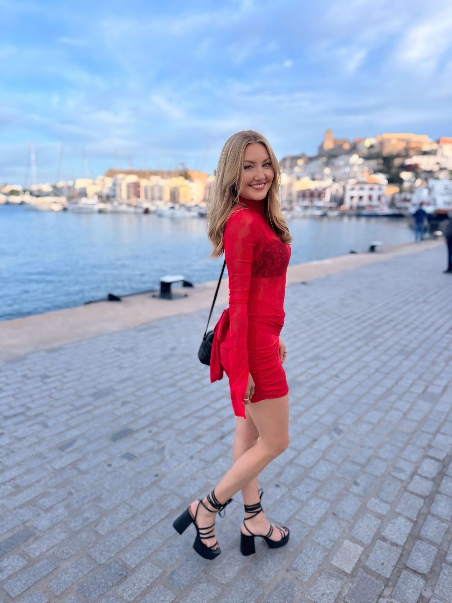 Everyone needs a red dress moment from time to time 💋

#LTKParties #LTKSummerEdit #LTKStyleTip