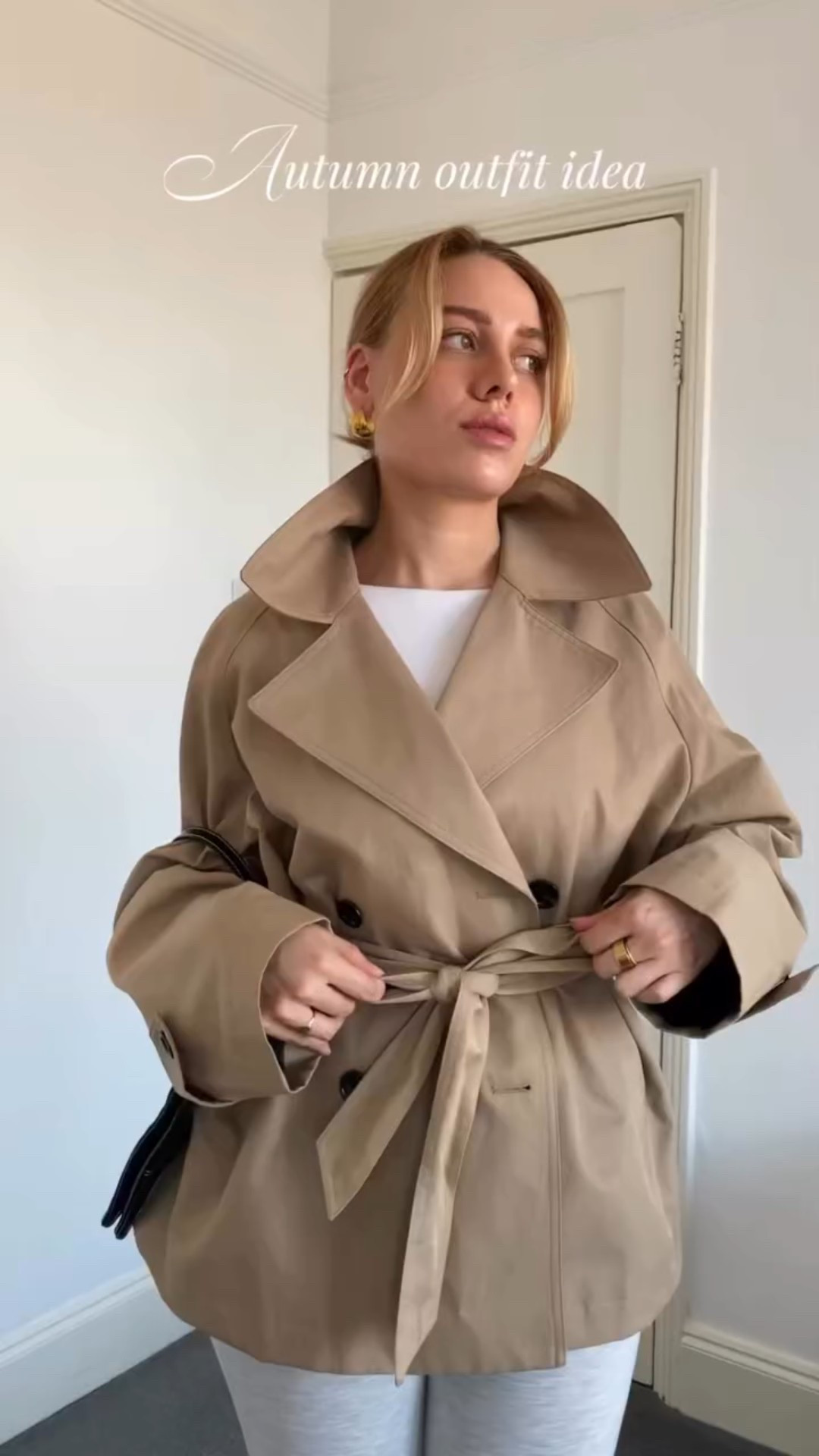 Tears are running down my face because I got caught in the rain this morning but that’s okay ive got a new trench coat 🙈✨

Linked to my LTK 💕

#trenchcoats #trenchcoatoutfit #croppedtrench #autumnstyle #autumnoutfitideas #autumnoutfits #falloutfitinspo #falloutfitideas #pinterestaesthetic #ootd