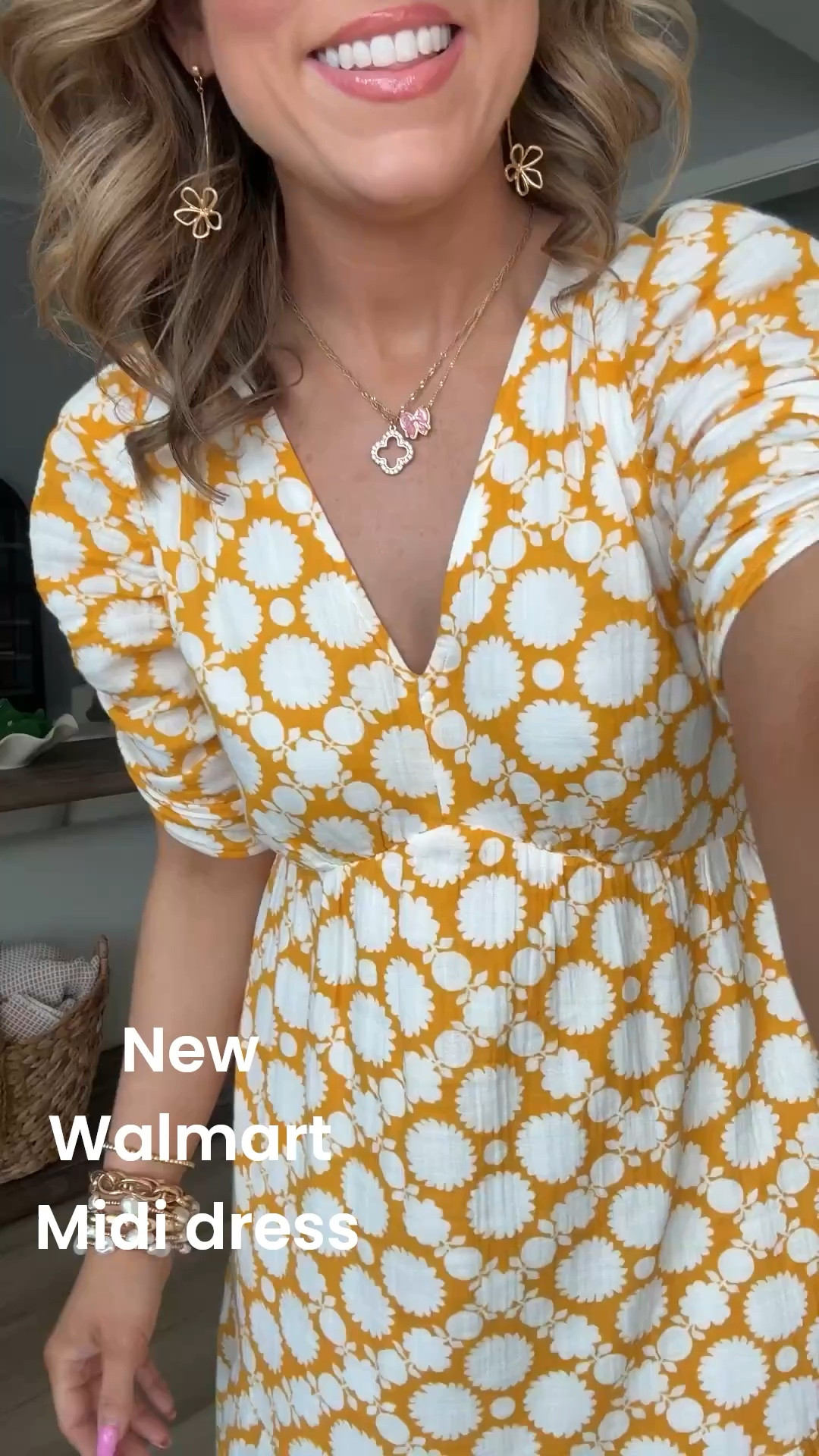 This printed midi dress is sunshine in outfit form ☀️💛

The flattering v-neckline, flowy fit, and bold yellow print make this the perfect spring wedding guest dress, vacation outfit, or Easter Sunday look. It’s lightweight, comfortable, and moves beautifully.

Styled it with neutral heels and a straw bag for an effortless warm-weather outfit that looks so elevated — but it’s all Walmart 🙌

Run, don’t walk on this one. It’s THAT good.

#WalmartFashion #SpringDress #MidiDress #WeddingGuestDress #VacationStyle #AffordableChic #WalmartFinds #SpringOutfitIdeas #HeadToToeWalmart #YellowDress

#LTKootd #LTKPetite