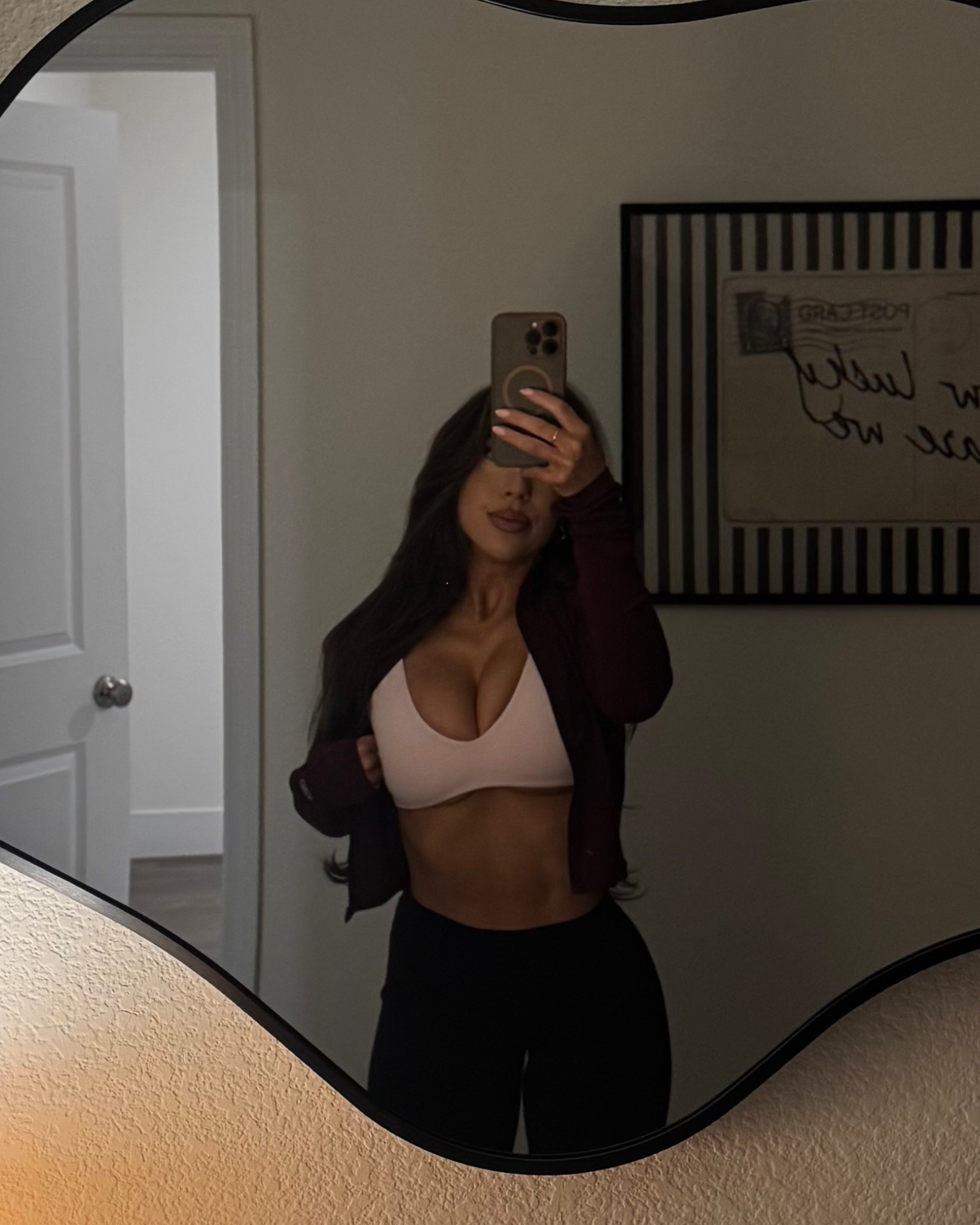 🍒💌🏡

#LTKmorningroutine #LTKootd #LTKActive