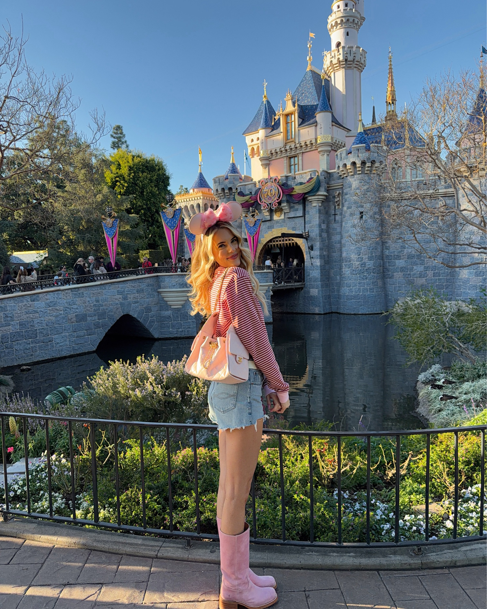 first Disney day of 2026 💗🎀🐭🌸

#LTKdayinmylife #LTKootd