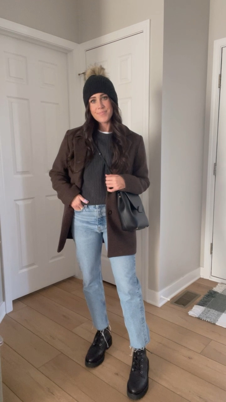 Time to share wintery outfits and so many things I’m wearing are on are major sale! Including these boots which are 60% off! 

#winterstyle #winteroutfit #outfitisonsale #winterfashion #blazer #combatboots #blogger #style #styleblog #fashion #fashionblogger #todayiamwearing #whatiwore #instablog  #outfitoftheday   #aboutalook #outfitideasblog #ootddetails #lookbook #realoutfitgram #ootdwatch  #chicagoblogger #midwestblogger

#LTKsalealert #LTKCyberweek #LTKHoliday