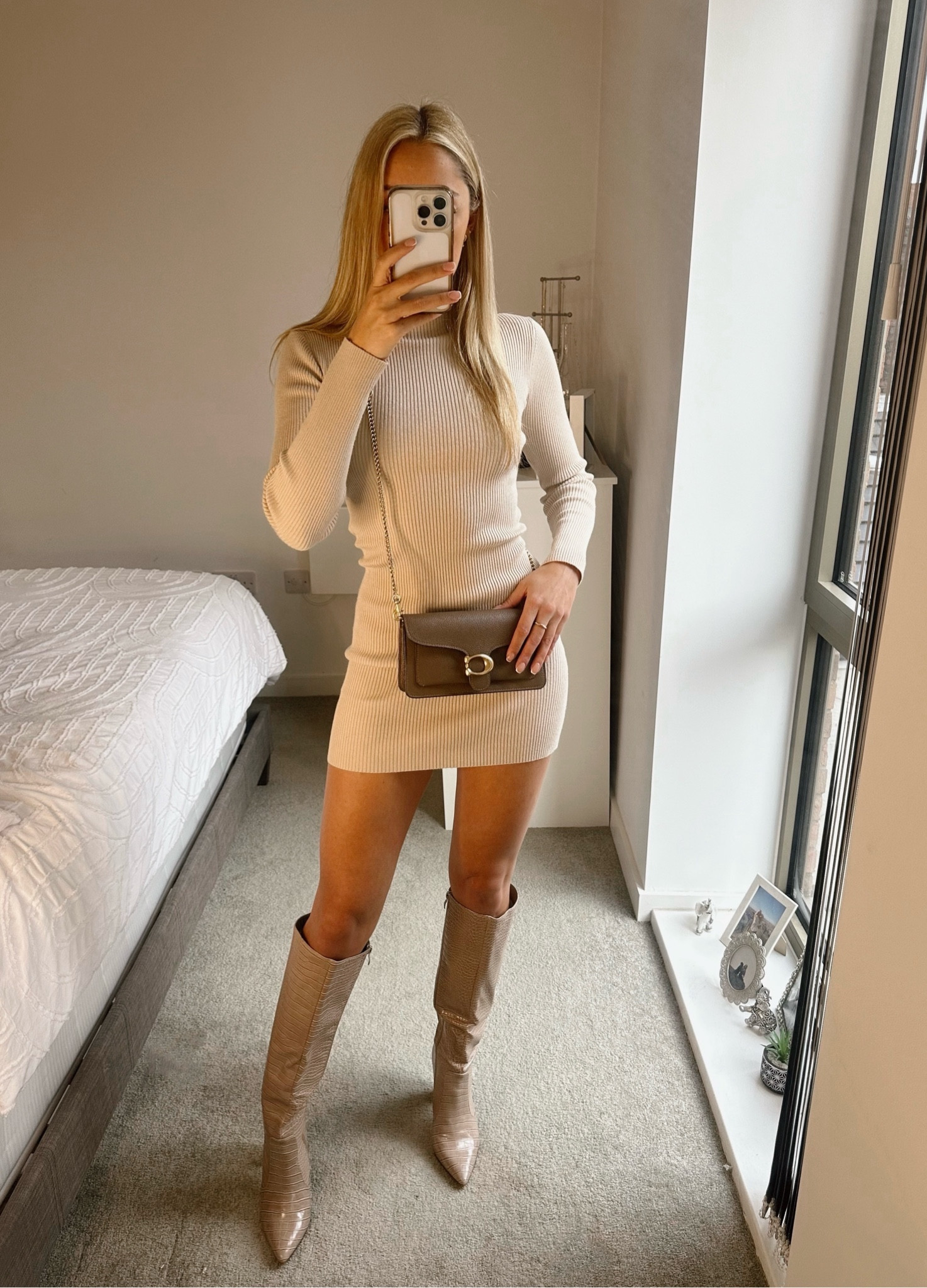 Blends of brown🤎

Dress is an old one from Missguided. Linked an alternative which is just as gorgeous!

#knitwear #brown #beige #neutrals #winteroutfit 

#LTKSeasonal