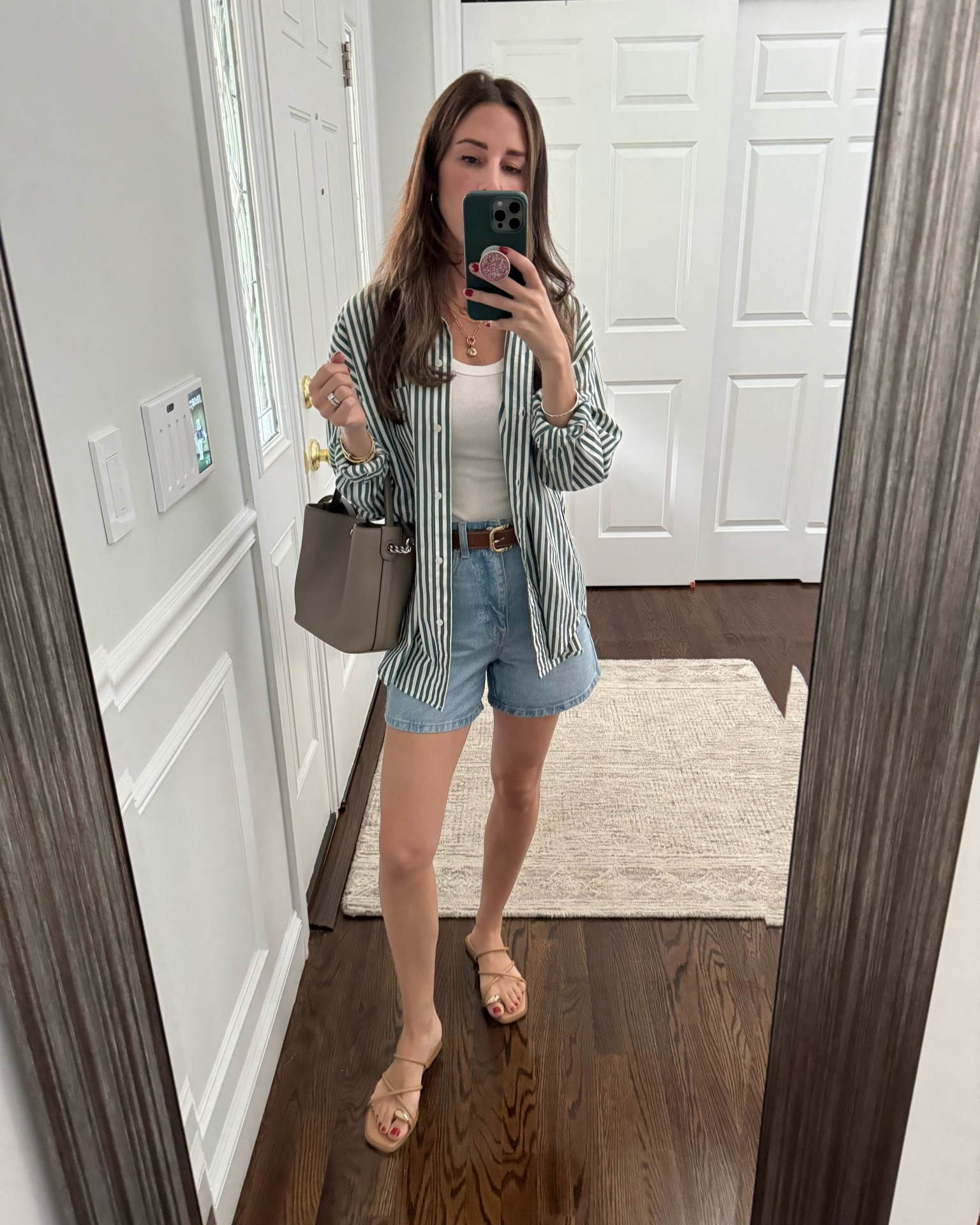 Quick and easy OOTD.


#LTKFindsUnder50 #LTKFindsUnder100 #LTKSaleAlert