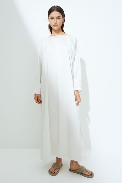 Voluminous Satin Dress | H&M (US)