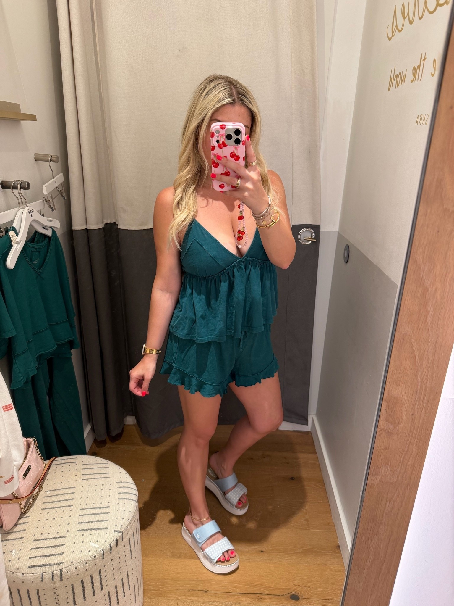 @Aerie outfit on sale
Size small
Sandals tts

#LTKSaleAlert