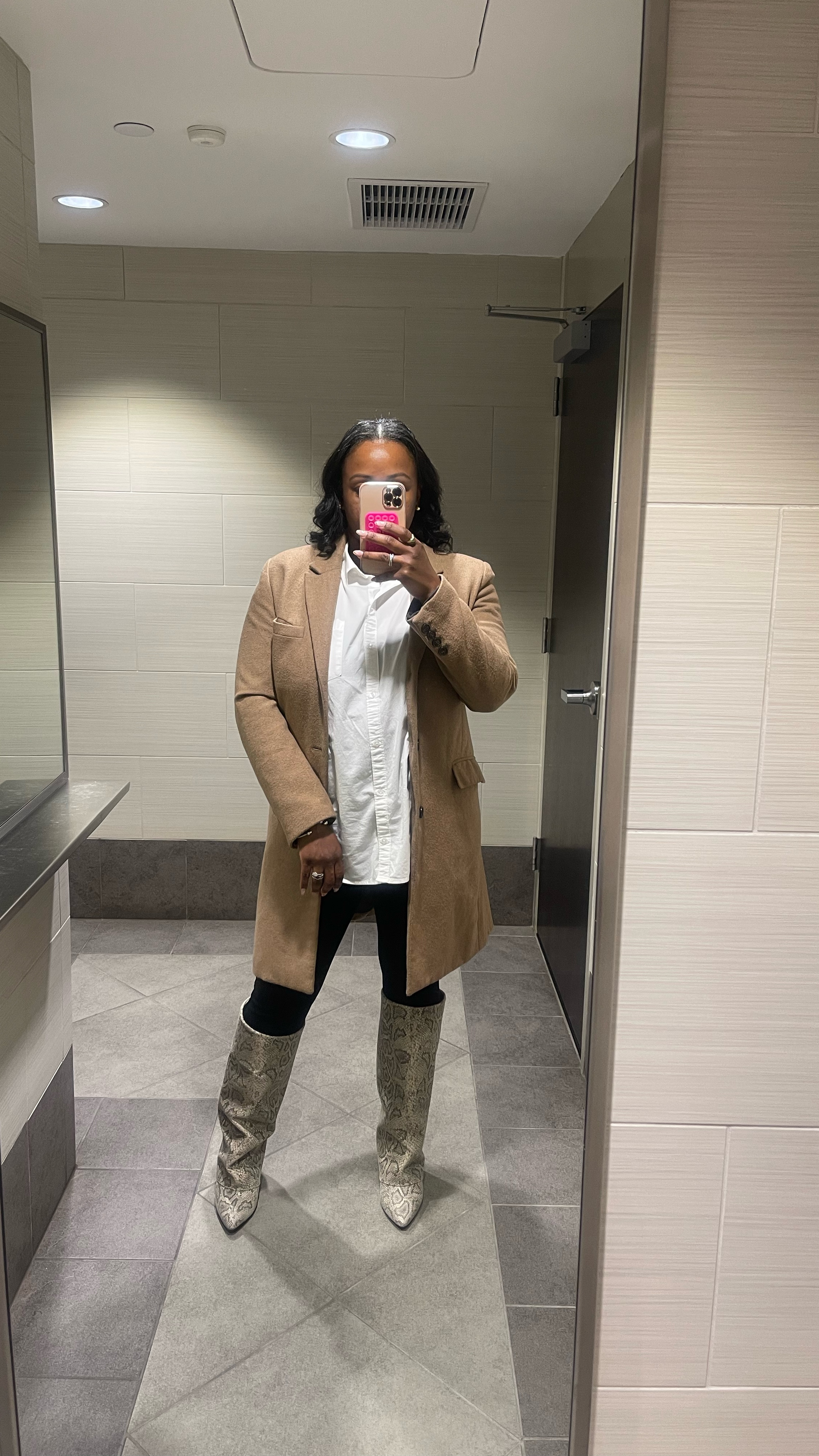 Cute and comfy snakeskin boots 


#LTKSaleAlert #LTKStyleTip #LTKShoeCrush