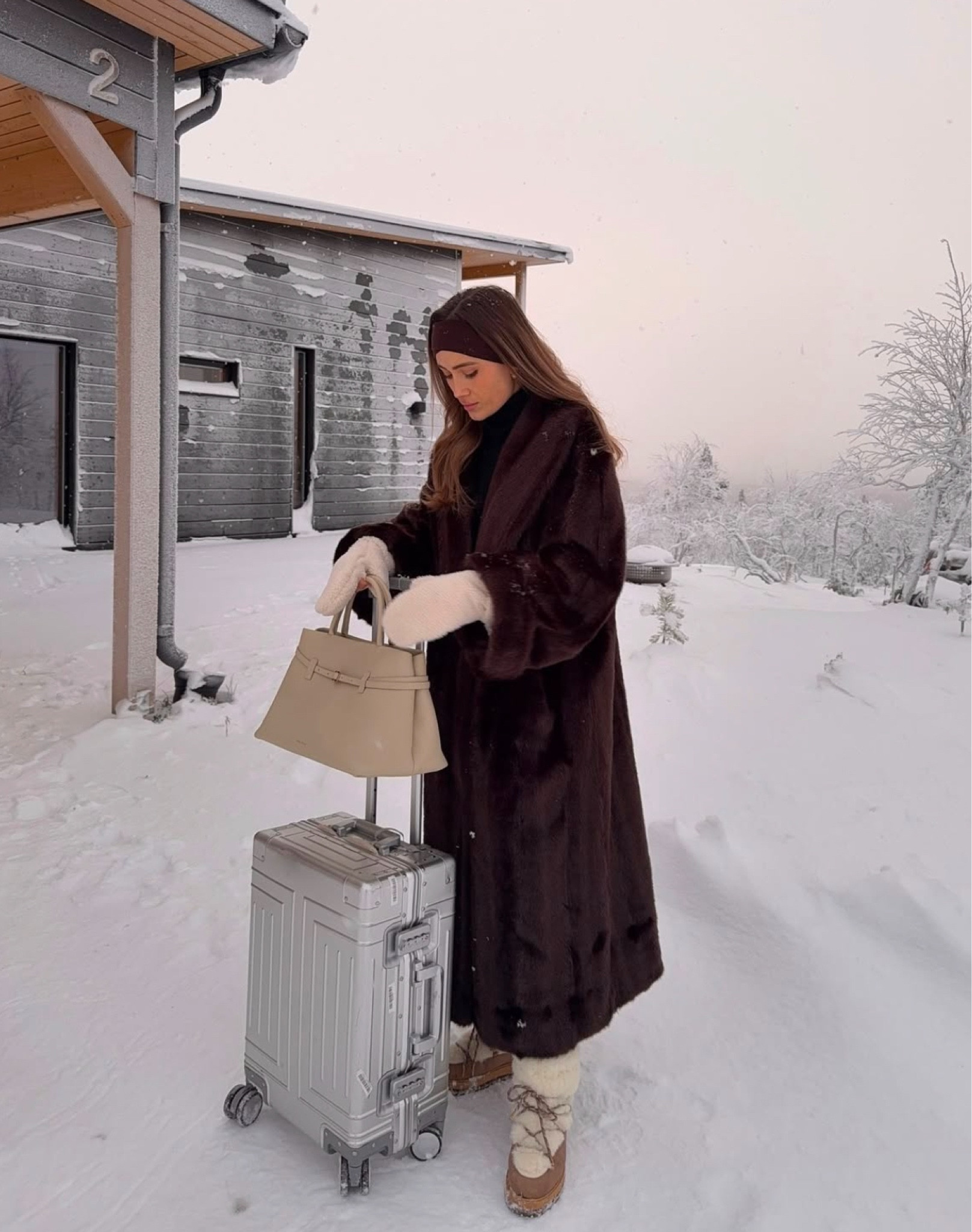 Packing for Christmas holidays is so exciting - the suitcases, the airport outfit, the holiday fits - but it’s always nice to come home ❄️ wrapped up in my Jakke faux fur coat (disclaimer, not overly pleased with the quality), M&S thermals, Bobbies snow boots and complimenting cream winter accessories 

#LTKstyletip #LTKtravel #LTKwinter