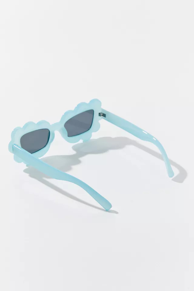 Phoebe Scalloped Cat-Eye Sunglasses | Urban Outfitters (US and RoW)