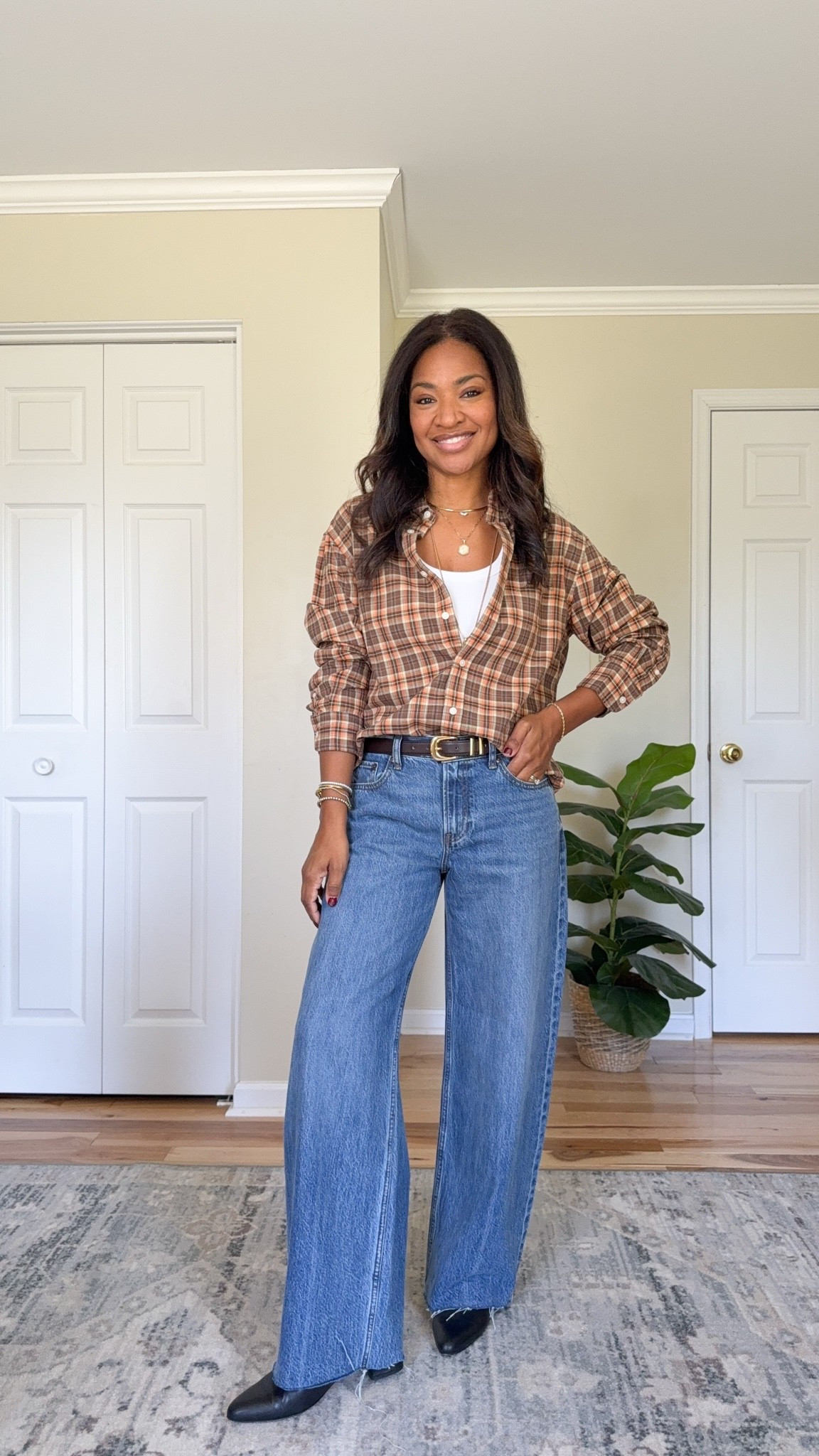 Top: S
Jeans: 27 / 4

#LTKootd #LTKgrwm #LTKSeasonal