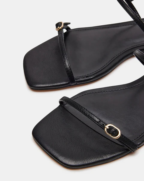 TUNDRA BLACK LEATHER | Steve Madden (US)