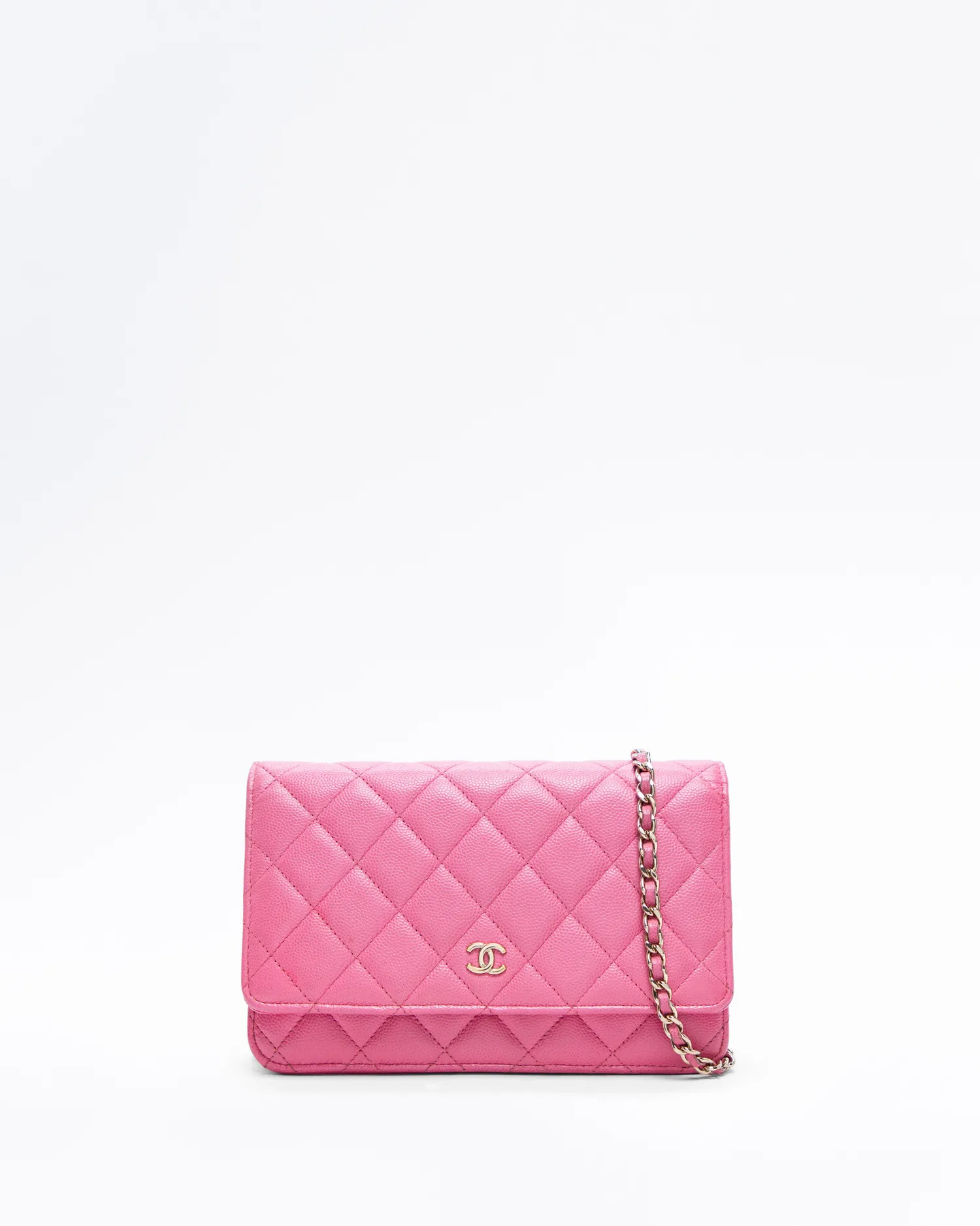 Caviar Quilted Wallet on a Chain | Vivrelle