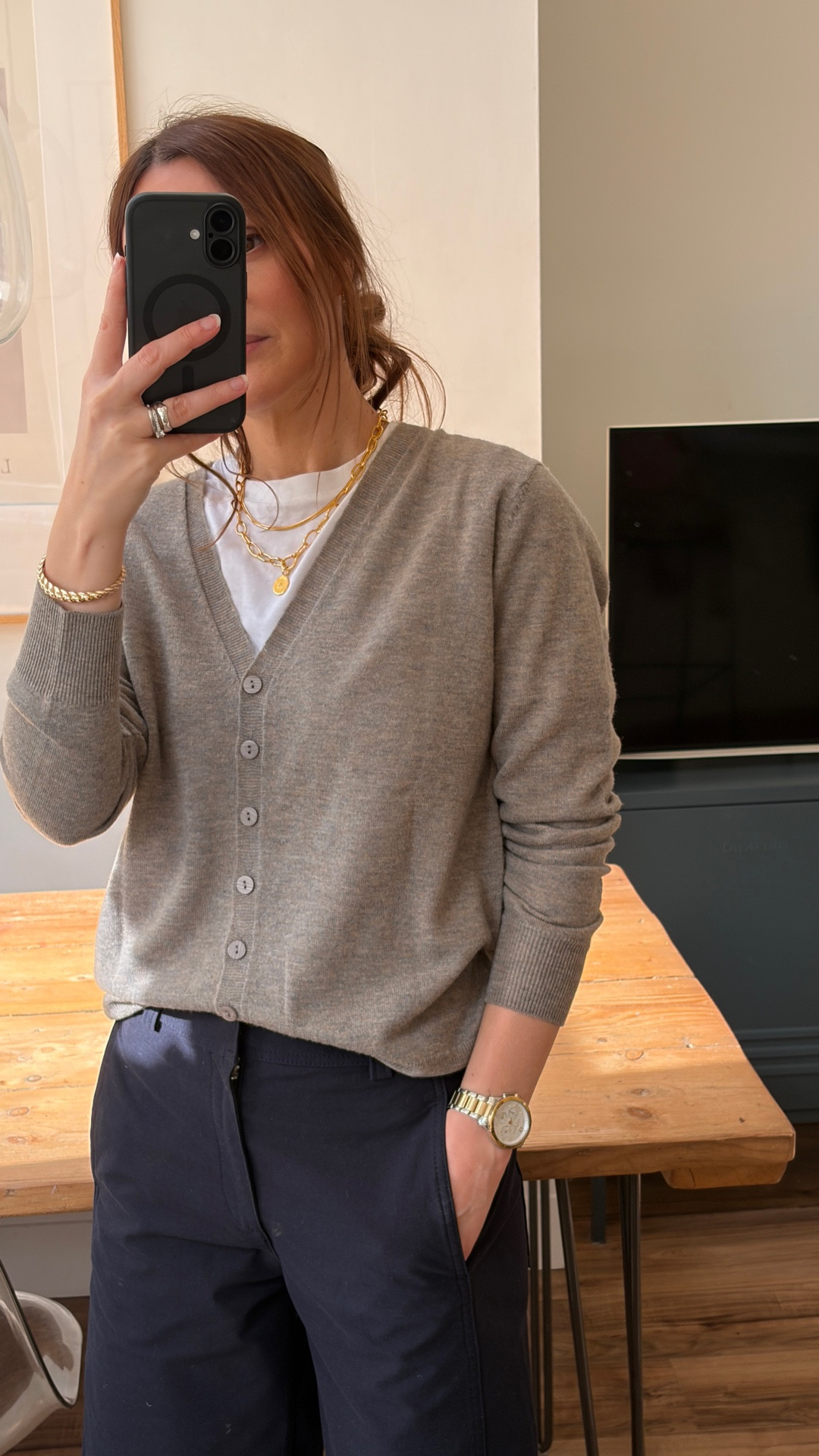 You can request the length alteration when placing an online order, or use their in-store service. You can also take in previously purchased UNIQLO trousers (as long as they’re clean) with your receipt/invoice and they’ll shorten them for you.

I completely forgot about this and had mine done elsewhere!
 🤦‍♀️

I wear and xs in the trousers and a small in the cardigan x

#LTKuk #LTKspring