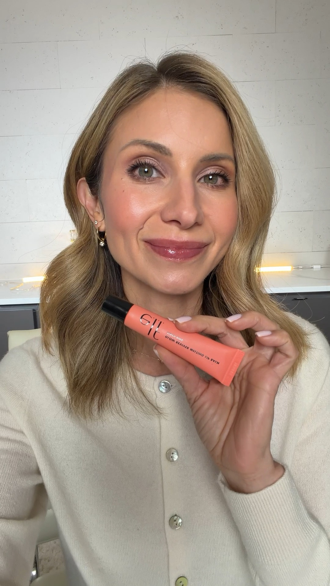 My lips get so dry this time of year, but I found something I’m excited to share. The Glow Reviver Melting Lip Balm by @elfcosmetics. It feels nourishing, gives a gorgeous glossy finish, and has been living in my bag lately. They also make the cutest little stocking stuffers for my girls! #elfpartner #elfcosmetics #elfingamazing #eyeslipsface #crueltyfree #vegan

#LTKBeauty #LTKOver40