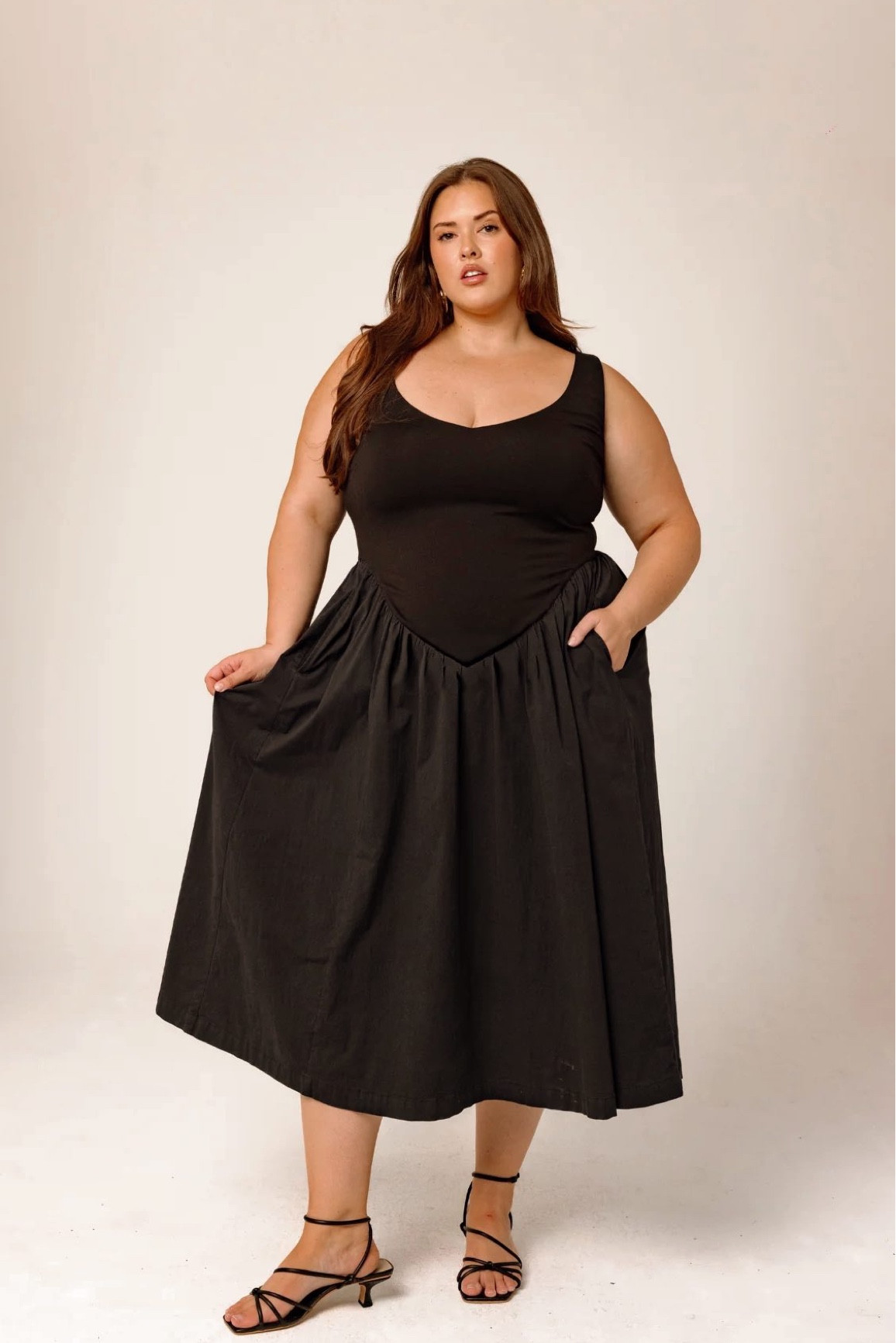 pricey but SO worth it !!!🖤

Black dress, curvy outfit, plus size dress, wedding guest dress, formal dress

#LTKWedding #LTKStyleTip #LTKPlusSize