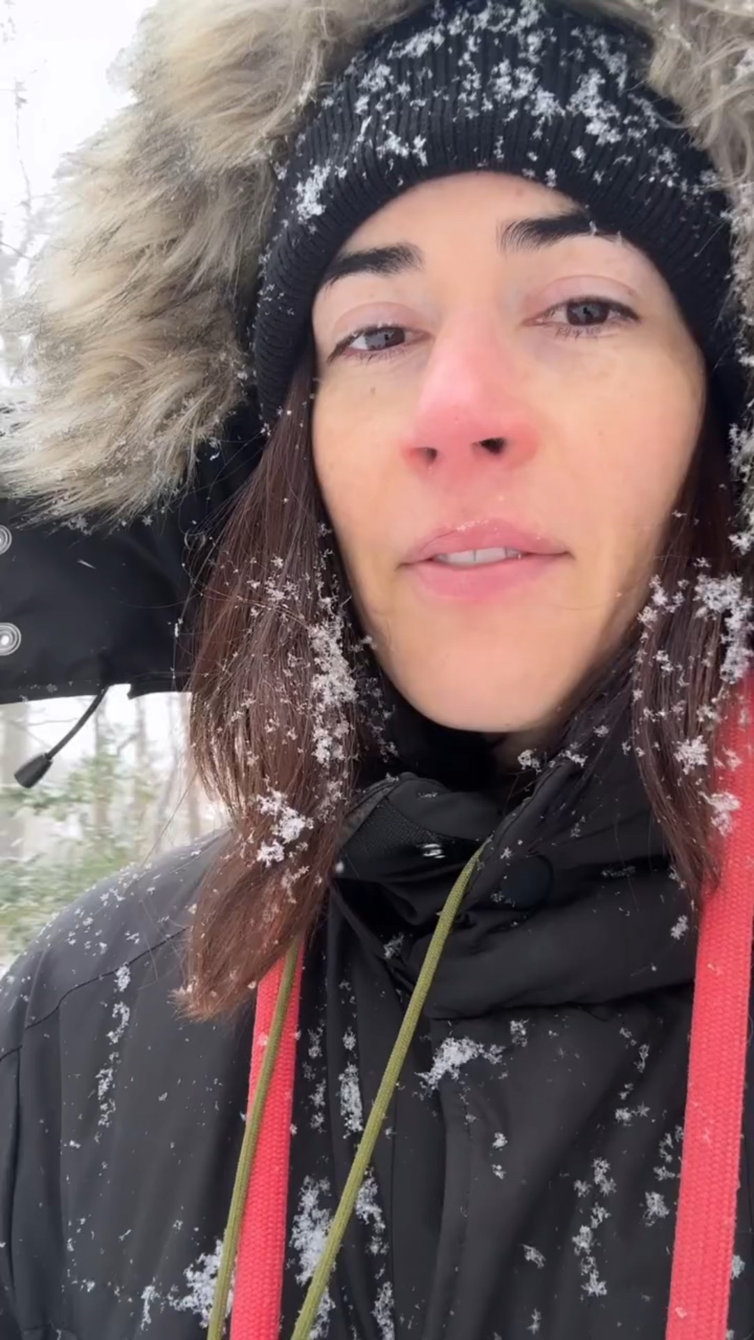 Woke up in a snow globe ❄️🥶❄️

I often “borrow” my husbands winter clothes when I need to wear 3 layers under them - also, it’s like having 2 closets to pick from 😘

@ralphlauren men’s parka 
@alo winter leggings
@sorelfootwear winter boots
@jcrew cashmere beanie
@whiteandwarren cashmere fingerless gloves 

My recent outfits have been more practical than fashionable as of recent because of the two back to back snow storms