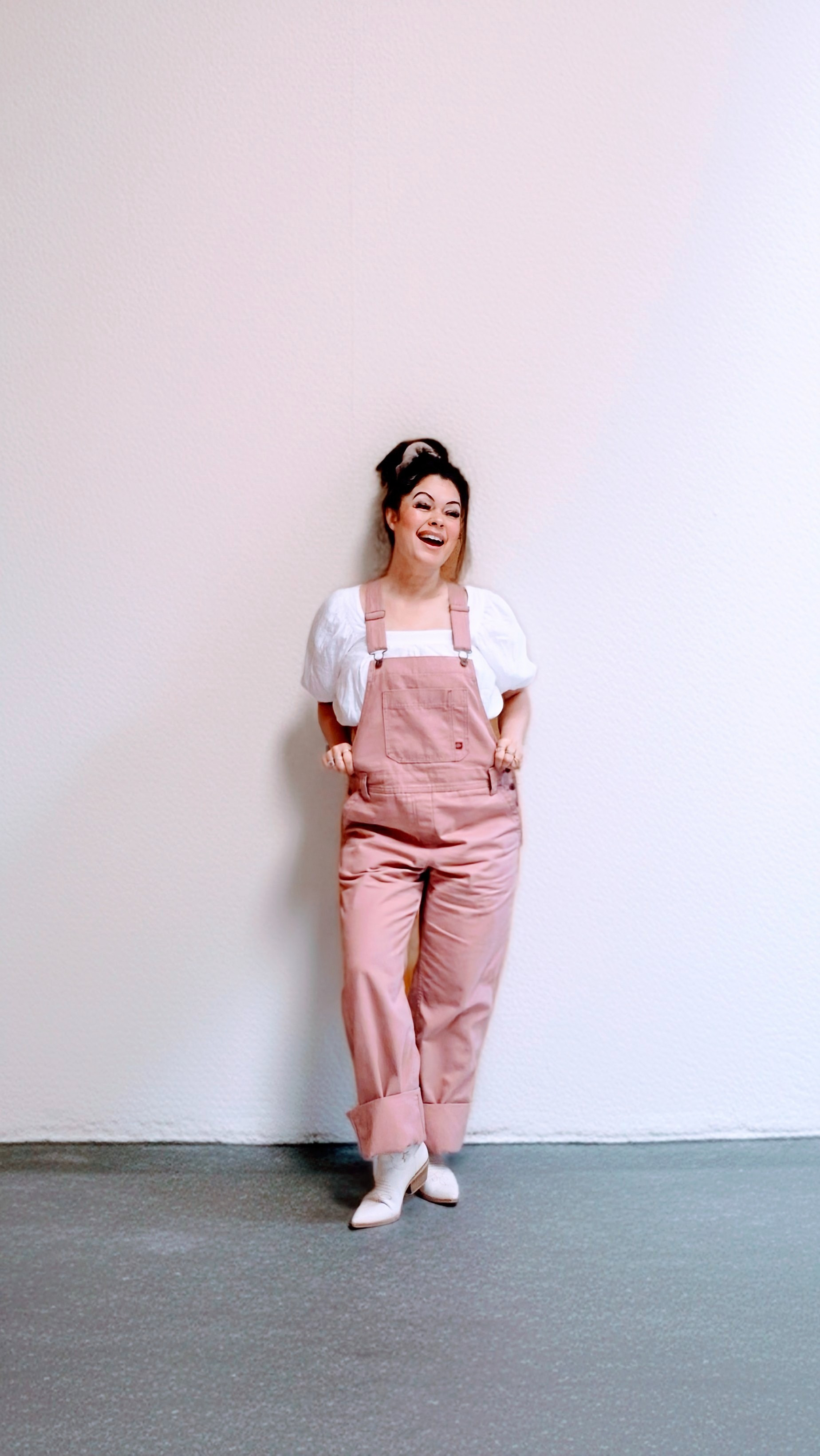 Essentials... perfect overalls Spring outfit 

#LTKootd #LTKgrwm #LTKU