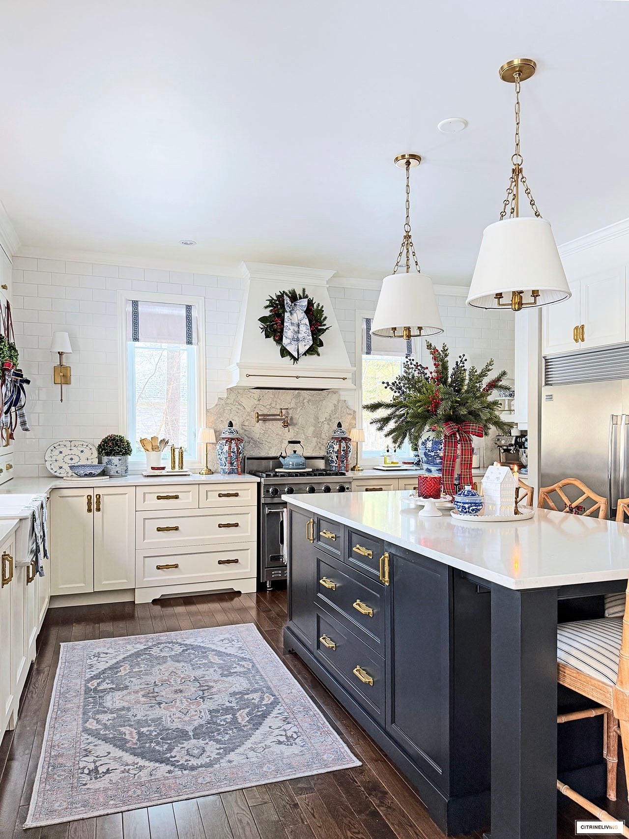 Christmas in our kitchen!! Layers of greenery, chinoiserie, plaid and chic details!

#LTKHoliday #LTKSeasonal #LTKHome