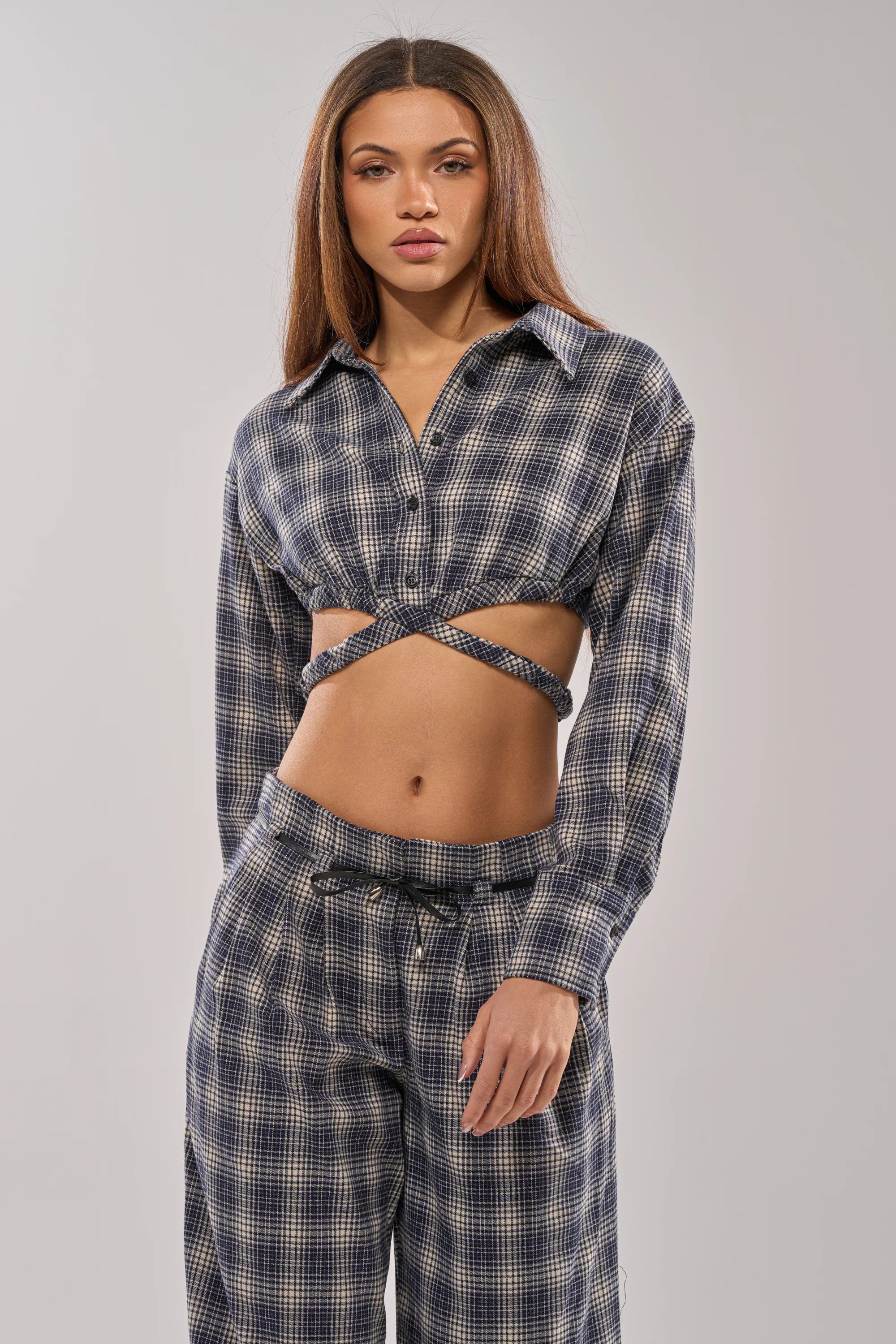JANE PLAID BUTTON DOWN | AKIRA