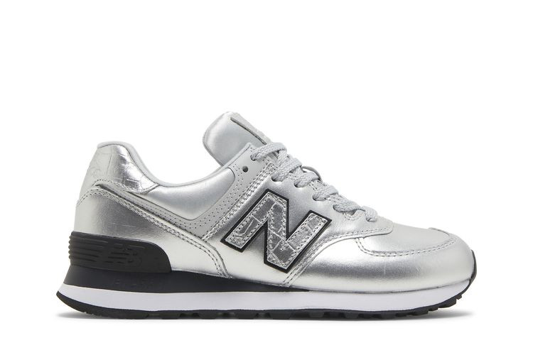 Wmns 574 'Silver' | GOAT