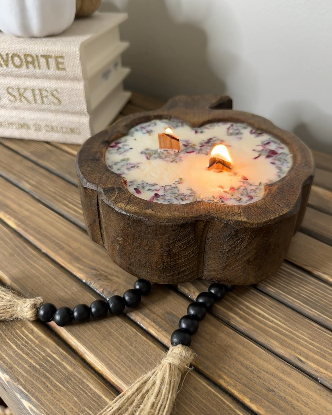 When I tell you this is the BEST candle wax melt I’ve ever had!! Pumpkin shaped for the fall + the scent is TOO good. Soy candle and will burn for hours 

Iam blown away by this candle when it arrived and how heavy duty the dough bowl is! The perfect decoration to double as a candle



#LTKSeasonal #LTKHome #LTKVideo