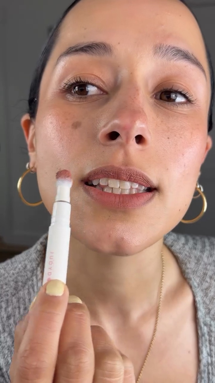 RUN don’t walk… this lip is going viral for a reason 🔥 Comment "LINK" and I'll send you the link 
Shade N03 + Shade N12

@judydoll_us 

#judydoll #lipcream #mattelipstick #beauty #makeup