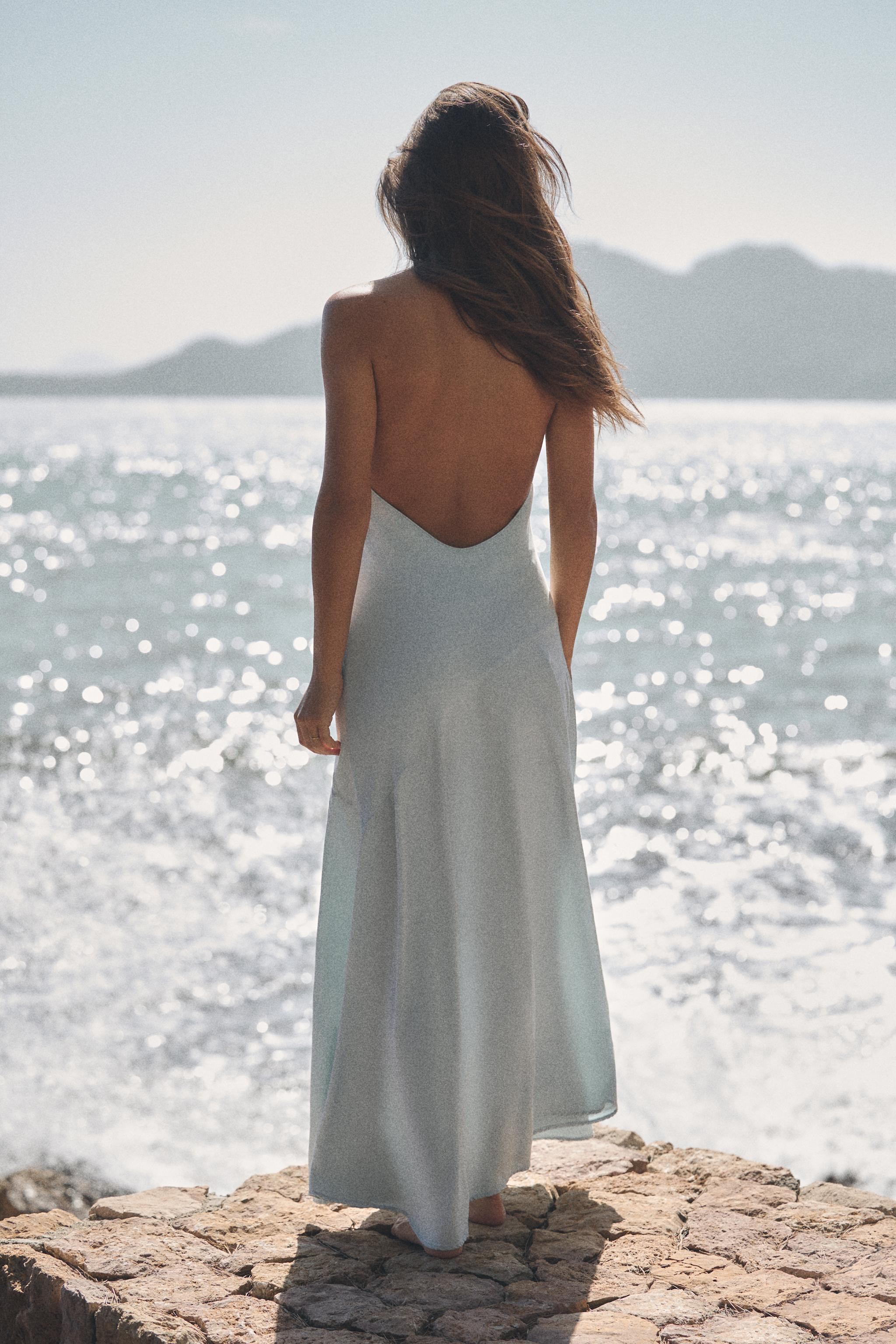 FLOWING HALTER DRESS | Zara UK