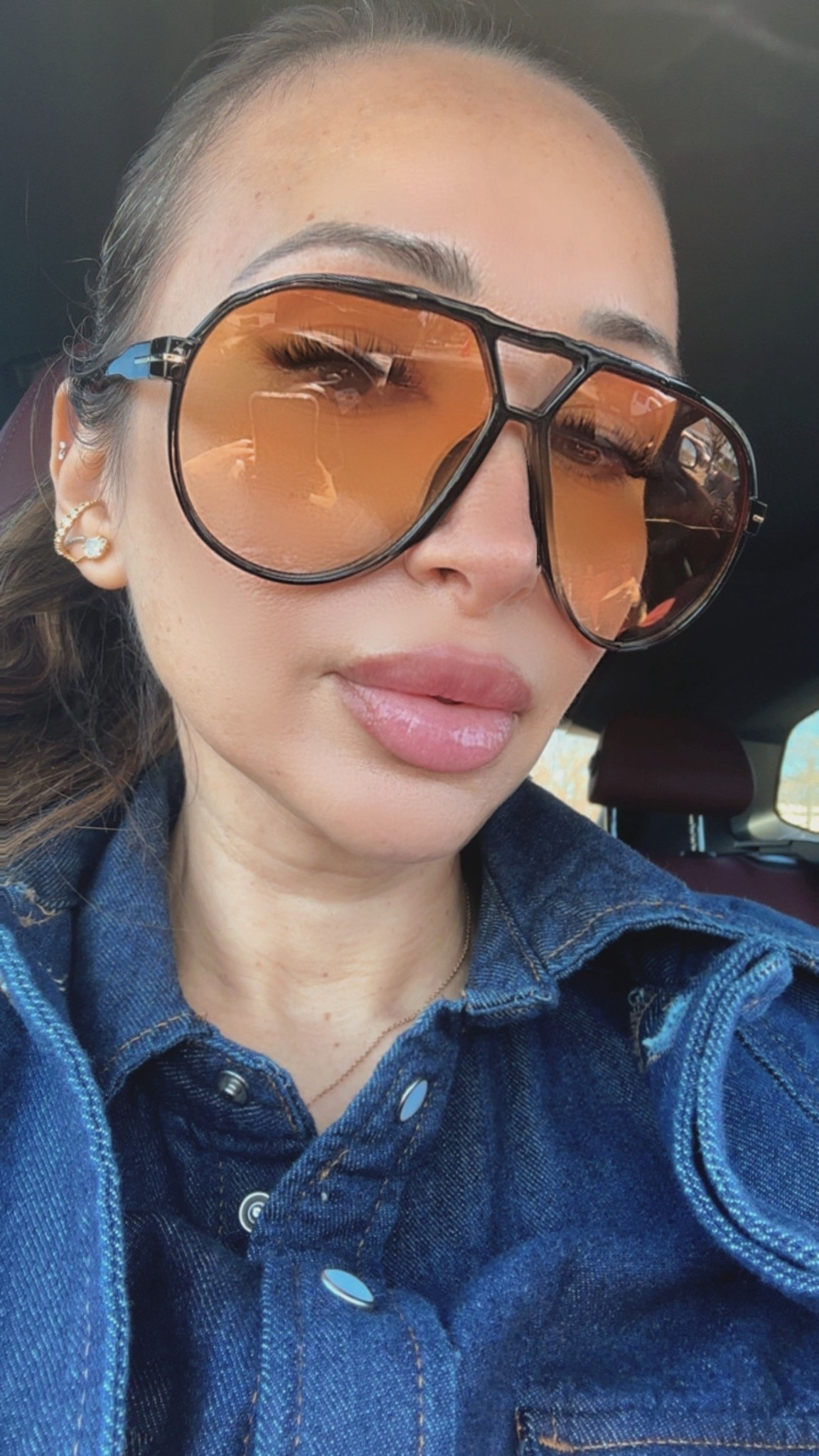 Obsessed with these sunnies $13


#LTKootd #LTKSaleAlert #LTKOver40