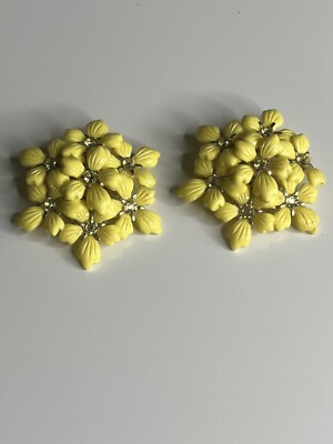 Vintage Yellow Plastic Flower Cluster With Yellow Rhinestones Clip On Earrings | eBay | eBay US