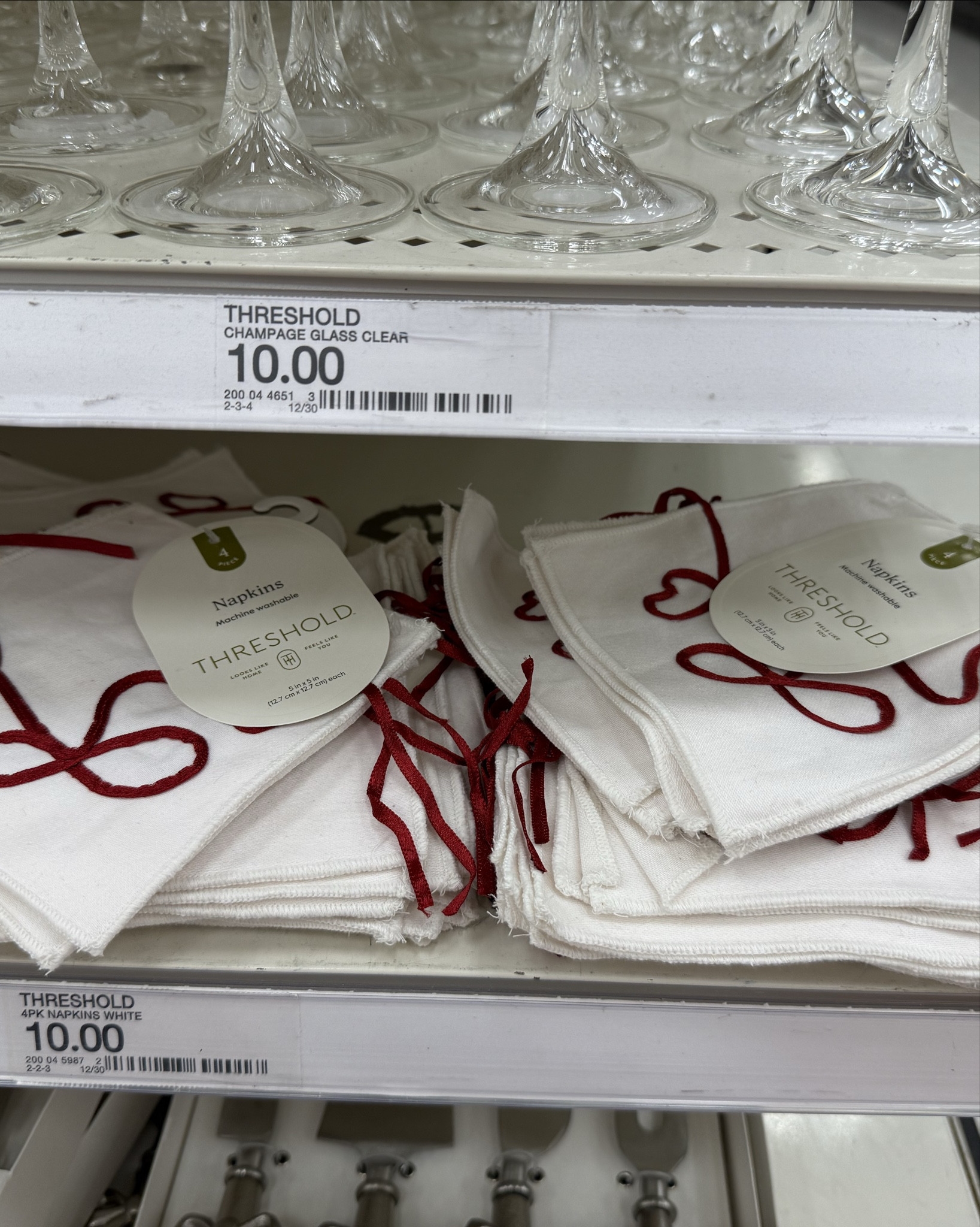 Galentine’s decor, Valentines decor, Valentines tablescape, Valentines napkins

#LTKHome #LTKSeasonal