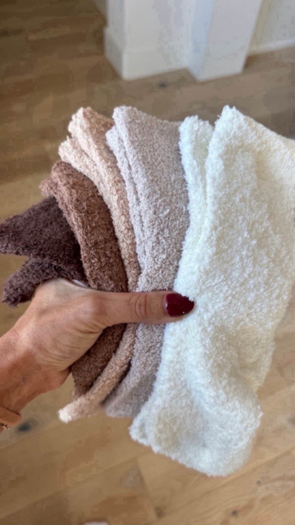 Cozy and cute socks! Perfect stocking stuffers! 


#LTKFindsUnder50 #LTKHoliday #LTKGiftGuide