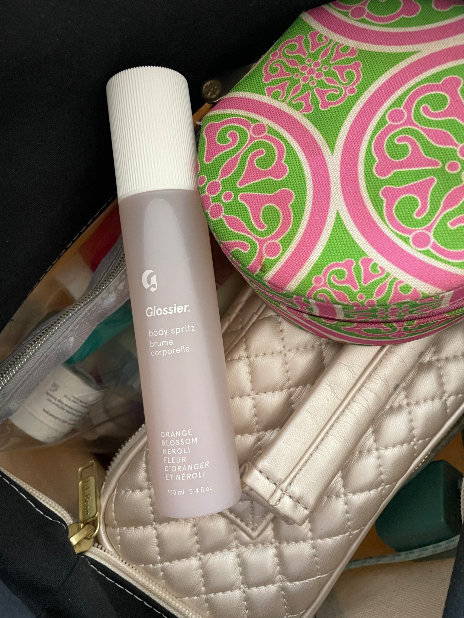 This body spritz smells sooo good. Gives beachy vibes. Perfect spray to throw in a work bag, gym bag, or just in the car

#LTKBeauty #LTKdayinmylife #LTKselfcare