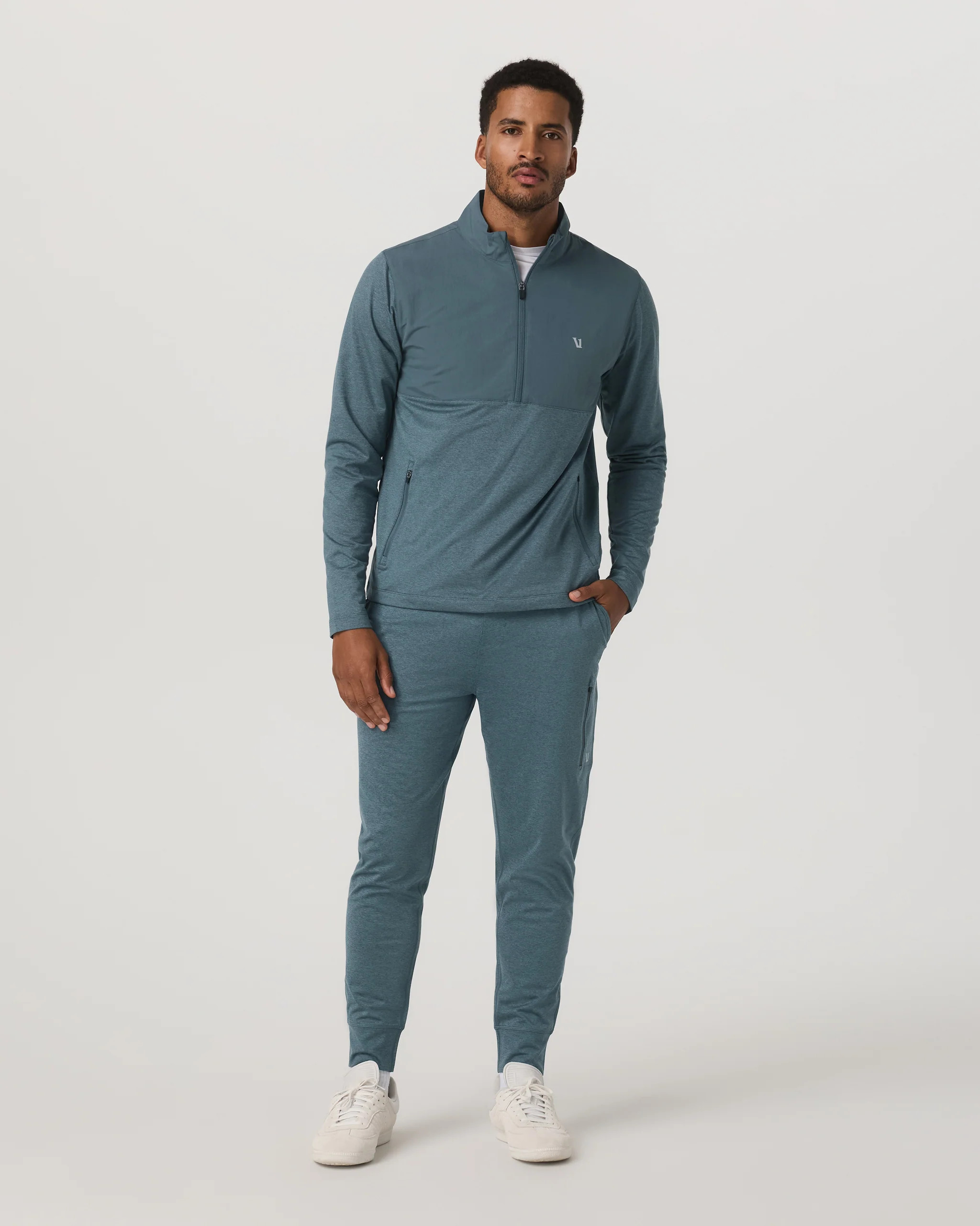 Sunday Performance Jogger 28" – Blue Sea Heather Joggers – Joggers – Vuori | Vuori Clothing (US & Canada)