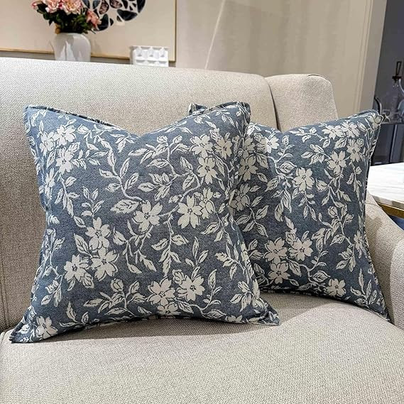 makkey Floral Throw Pillow Covers 18x18 Farmhouse Pillow Cover Set of 2 Flower Print Decorative P... | Amazon (US)