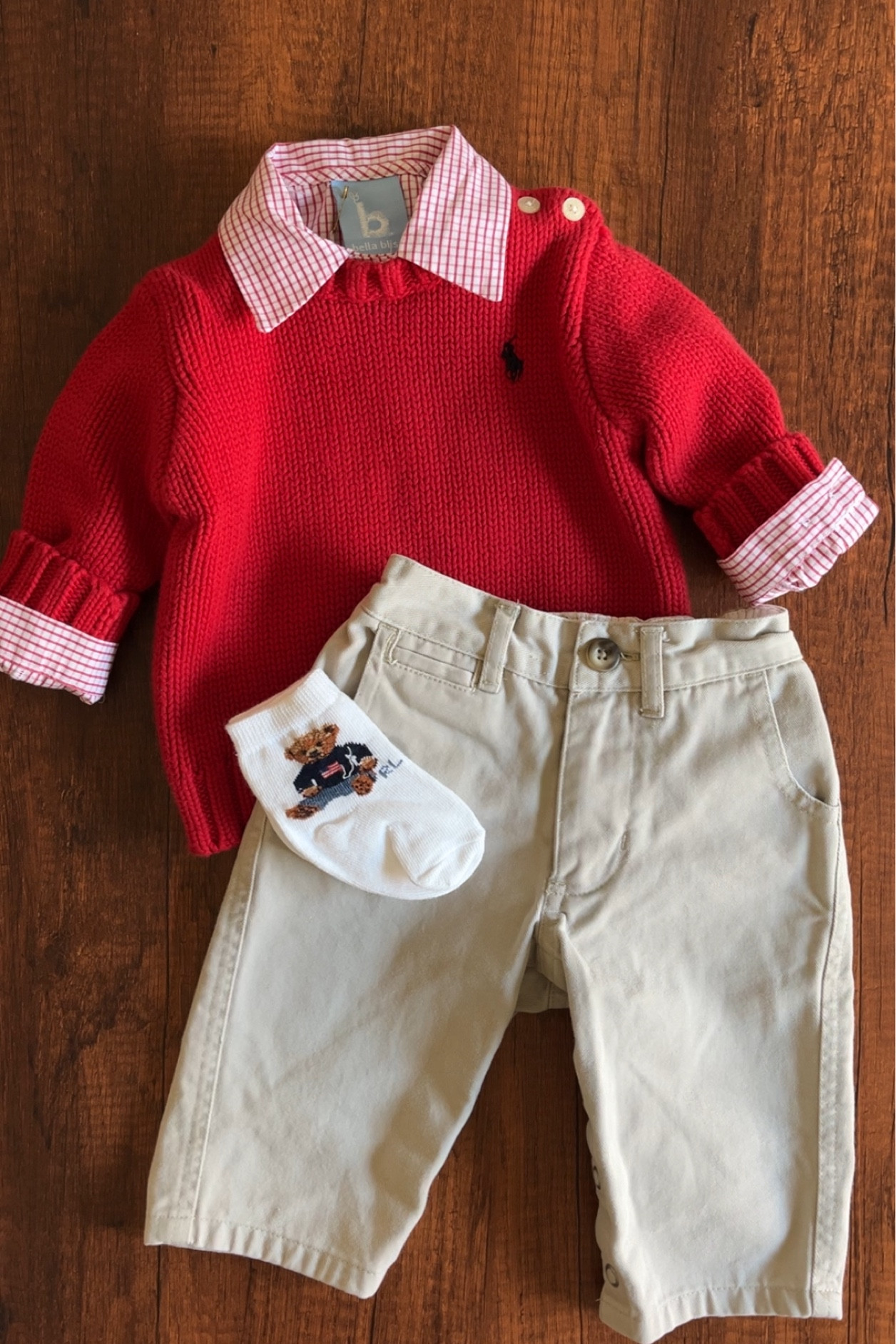 🧸 Baby boy vintage inspired outfit! Ralph Lauren knit sweater with khakis and a red gingham shirt ❤️ Linked both modern version and vintage versions below! ⬇️

#LTKBaby #LTKKids #LTKBump