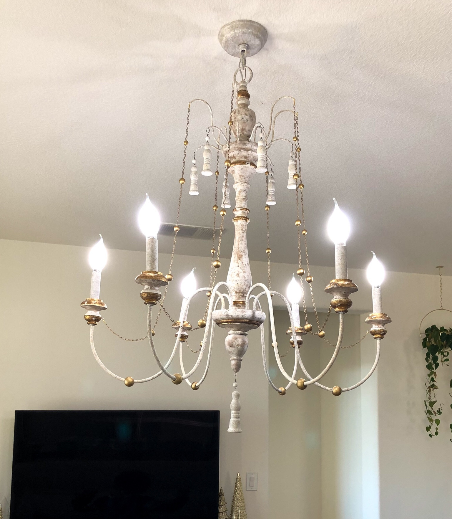 This chandelier is perfect for a French country aesthetic room  

#LTKhome #LTKHoliday #LTKstyletip