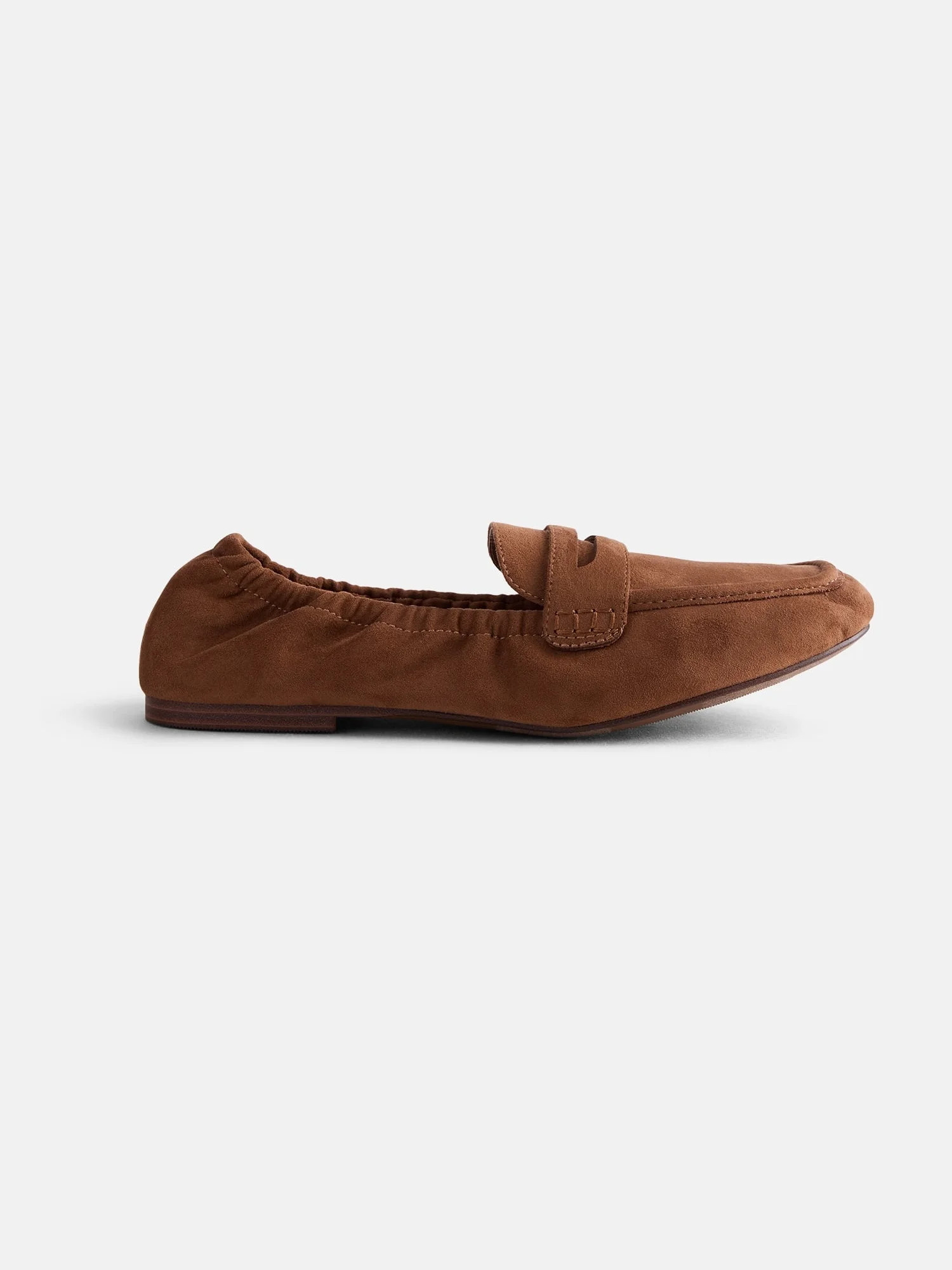 Scenario Women's Faux Leather Scrunch Loafers | Walmart (US)