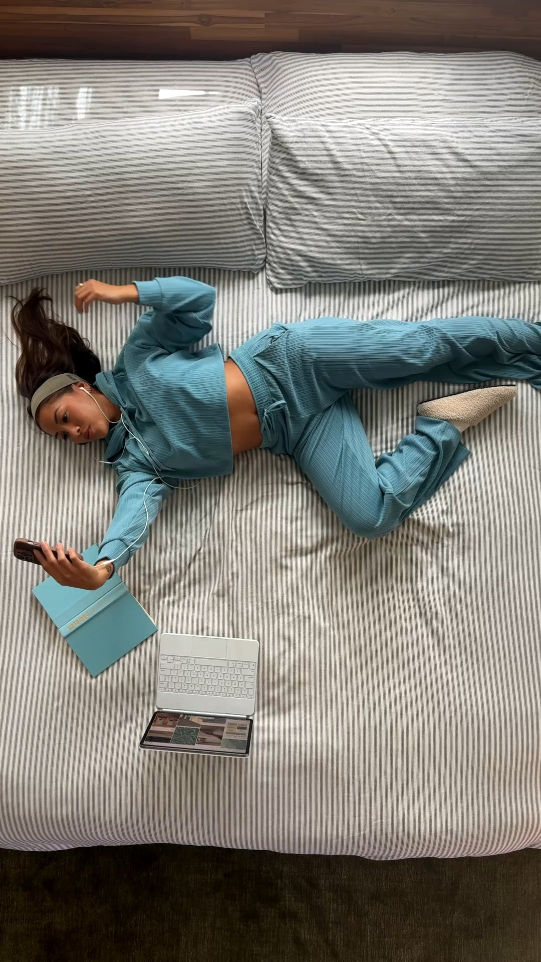 I swear everything in this new beyond yoga collection is cozy and soft 

#LTKActive