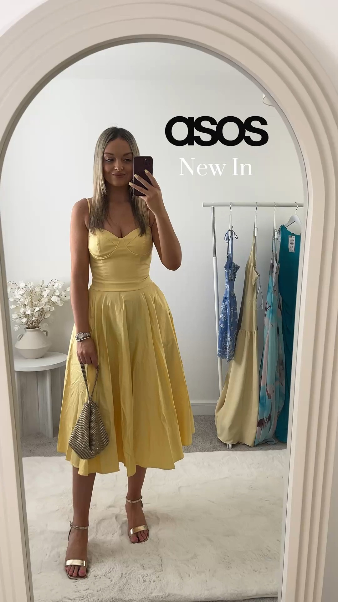 ASOS Wedding guest dress 💛💍

How gorgeous is this yellow cami midi dress this is such lovely dress to wear to a wedding or to wear on an evening on holiday, and it’s such a lovely fit ✨

Wedding guest dress yellow cami dress summer dress yellow dress midi dress 

#LTKeurope #LTKsummer #LTKuk