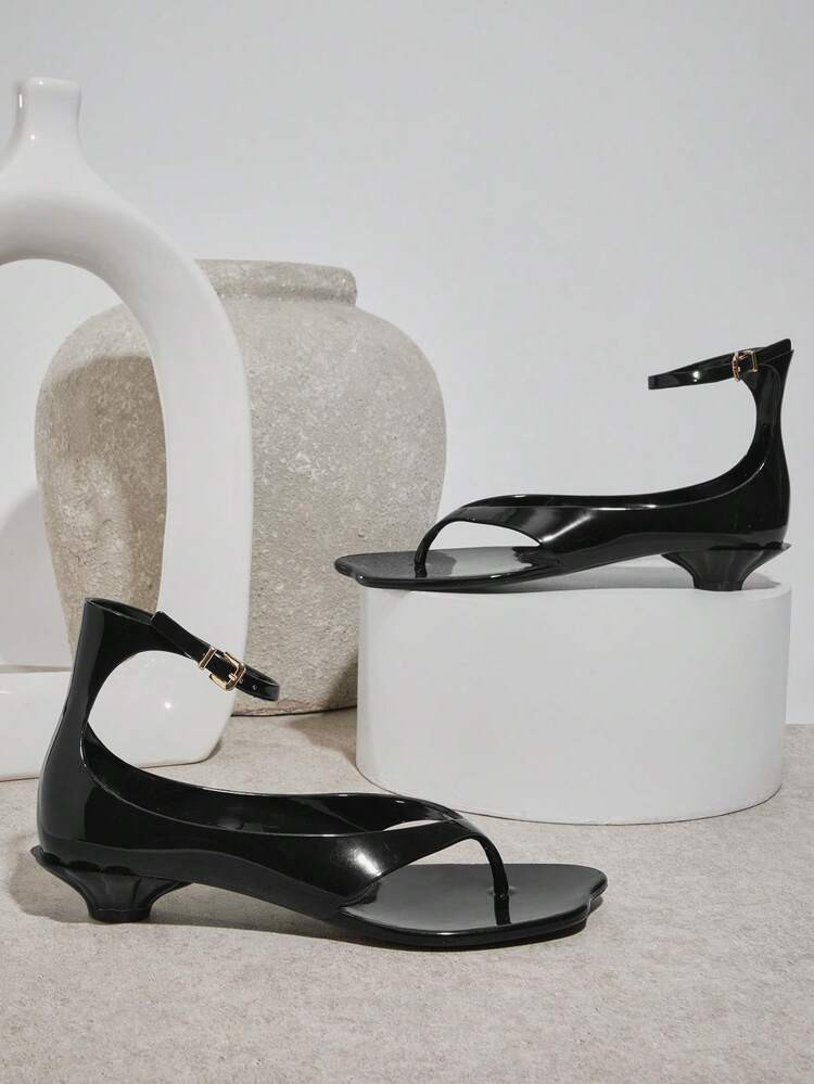 SHUZIA Women's Square Toe Thong Strap Flip Flop Ankle Buckle Flat Sandals Summer Shoes | SHEIN